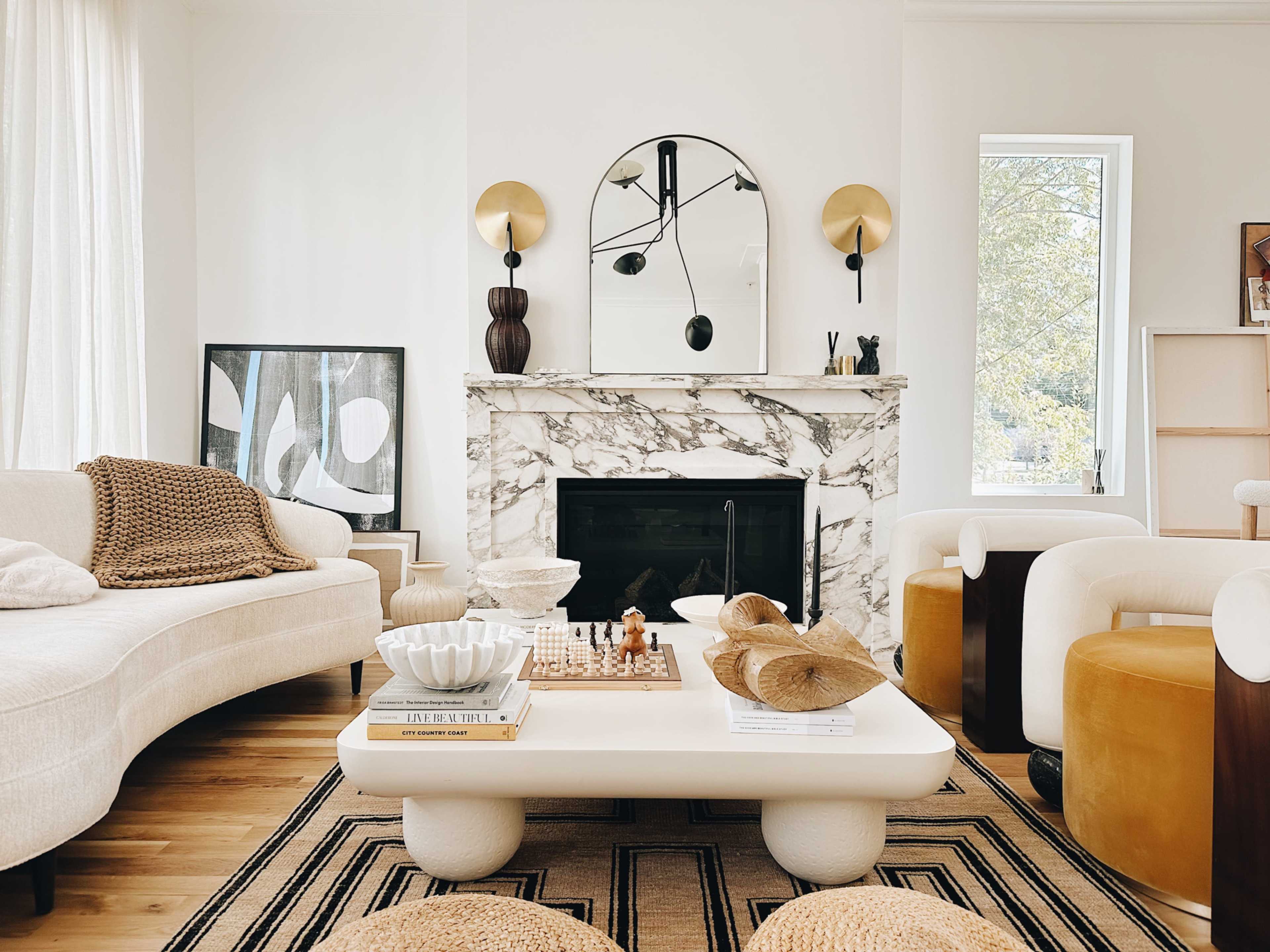 Open Space Living Room & Kitchen for Photography, Film, & Content Creation Image in Kirkwood, Atlanta, GA