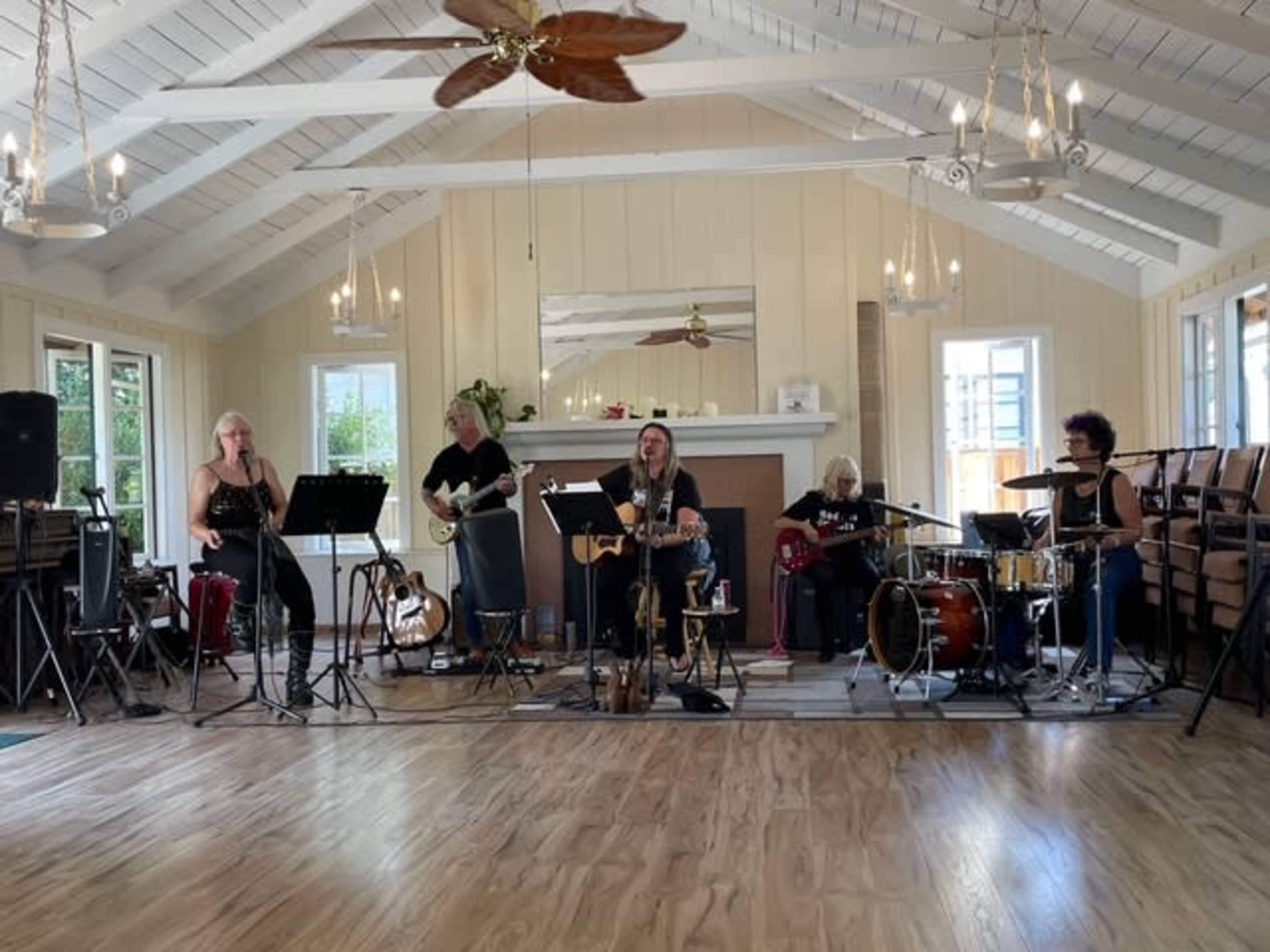 Cottage Studio Space Image in Alameda, Alameda, CA