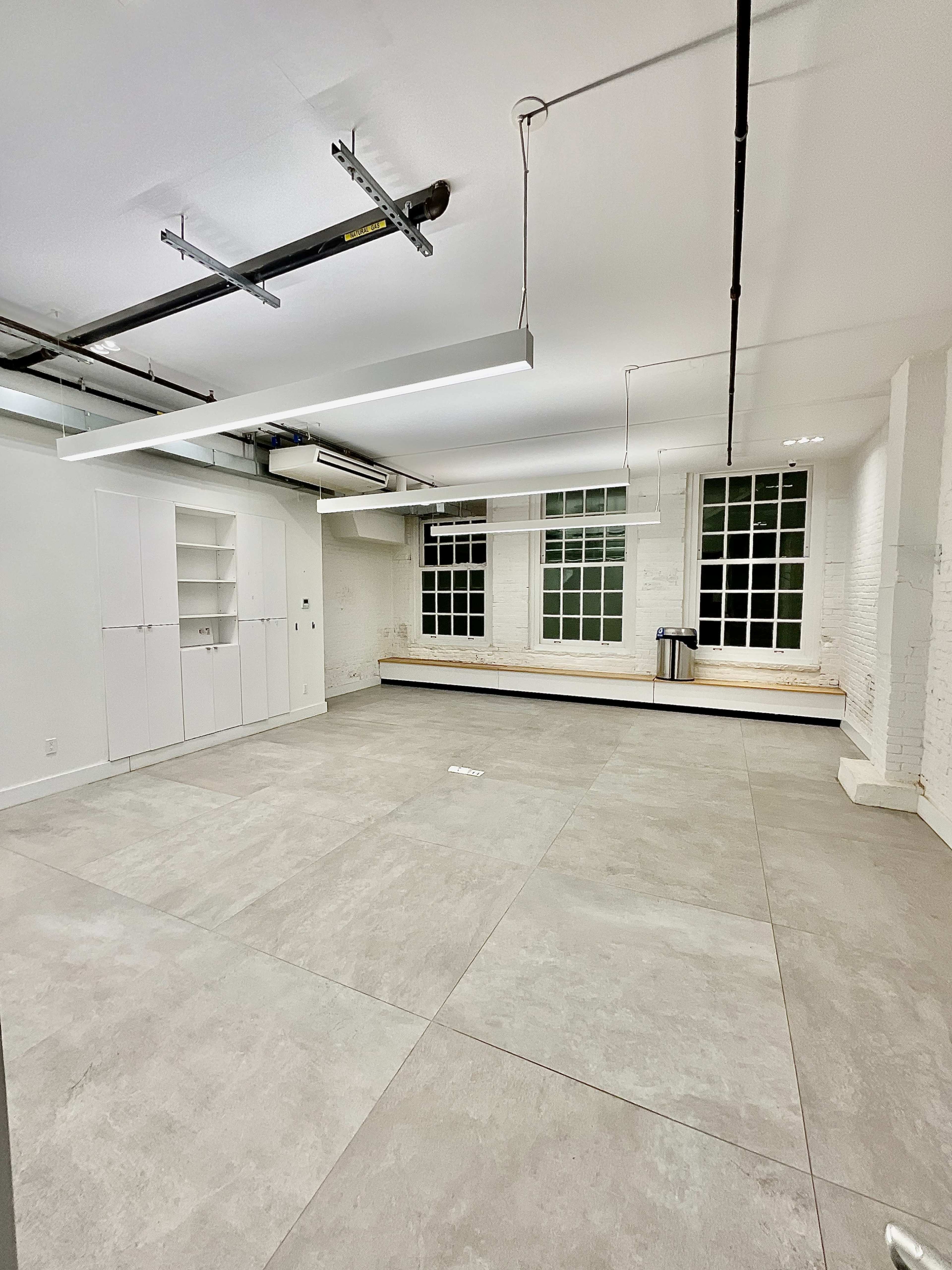 Downtown Tribeca Open Floor Gallery Image in Lower Manhattan, New York, NY