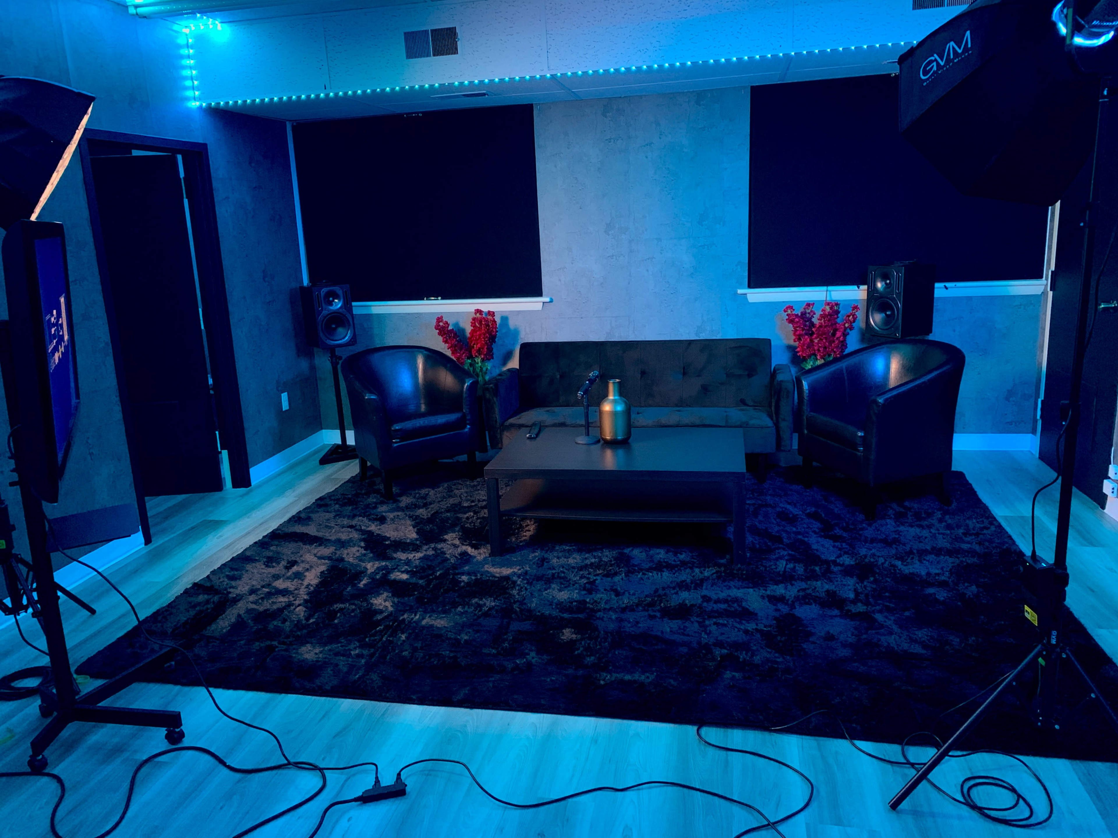 Highly Secure, Private, 4K Podcast Studio- Production Included! Image in Greater Upper Marlboro, Upper Marlboro, MD