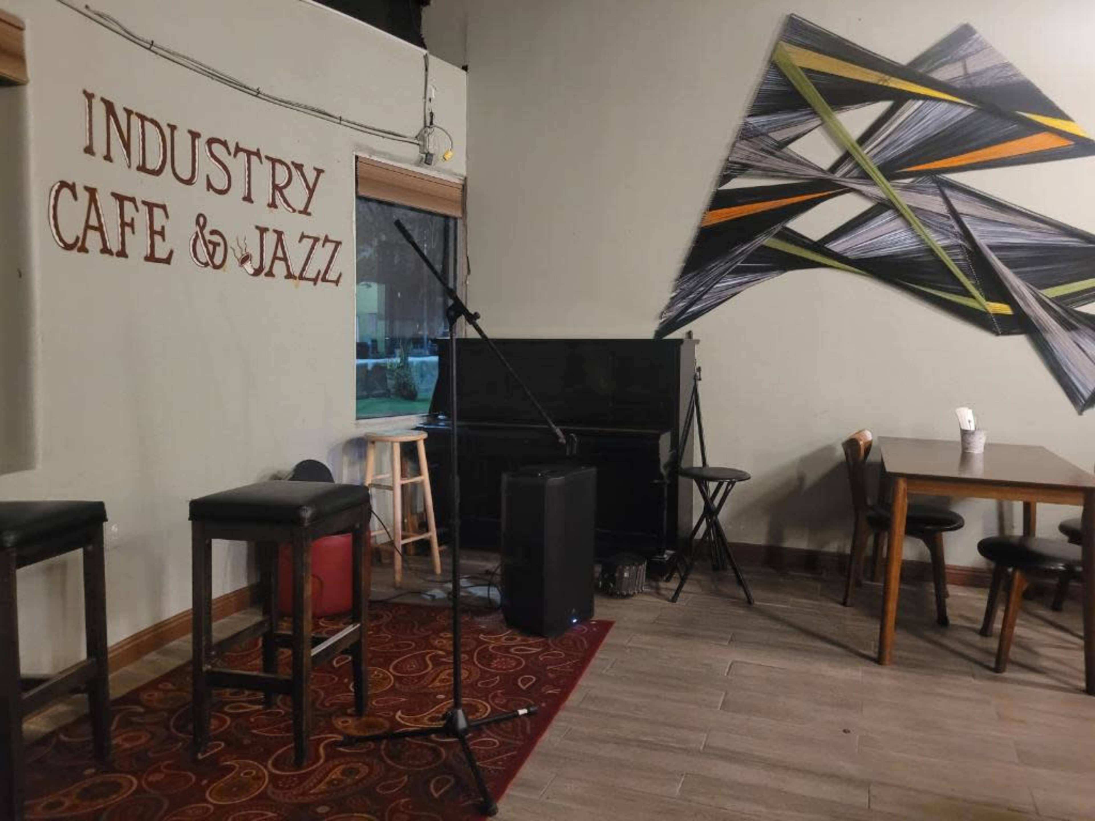 Roomy restaurant/event venue with a bar and kitchen Image in Art District, Culver City, CA