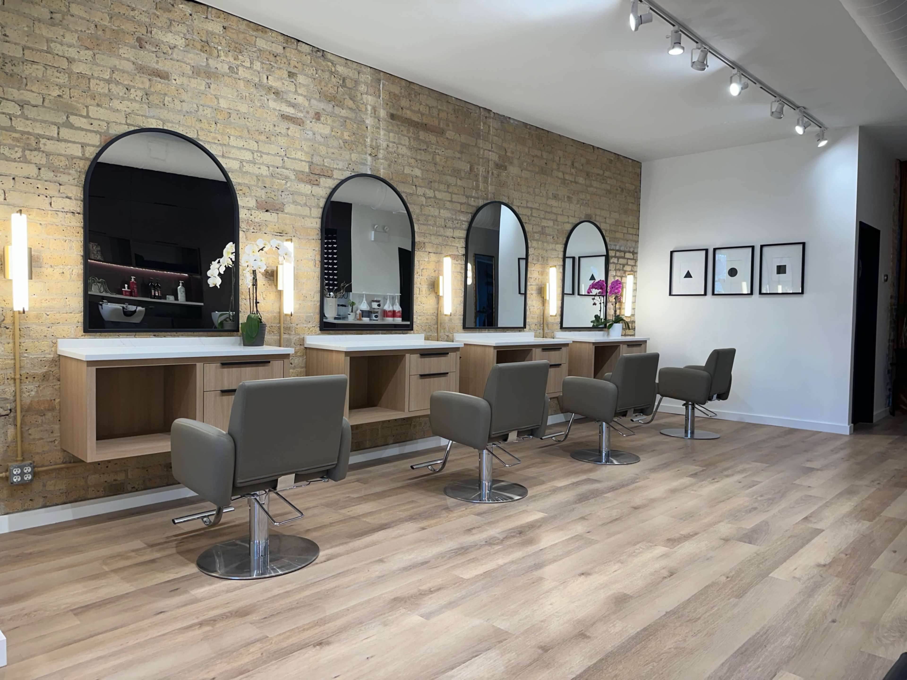 Stylish West Loop Designer Hair Salon Image in Near West Side, Chicago, IL