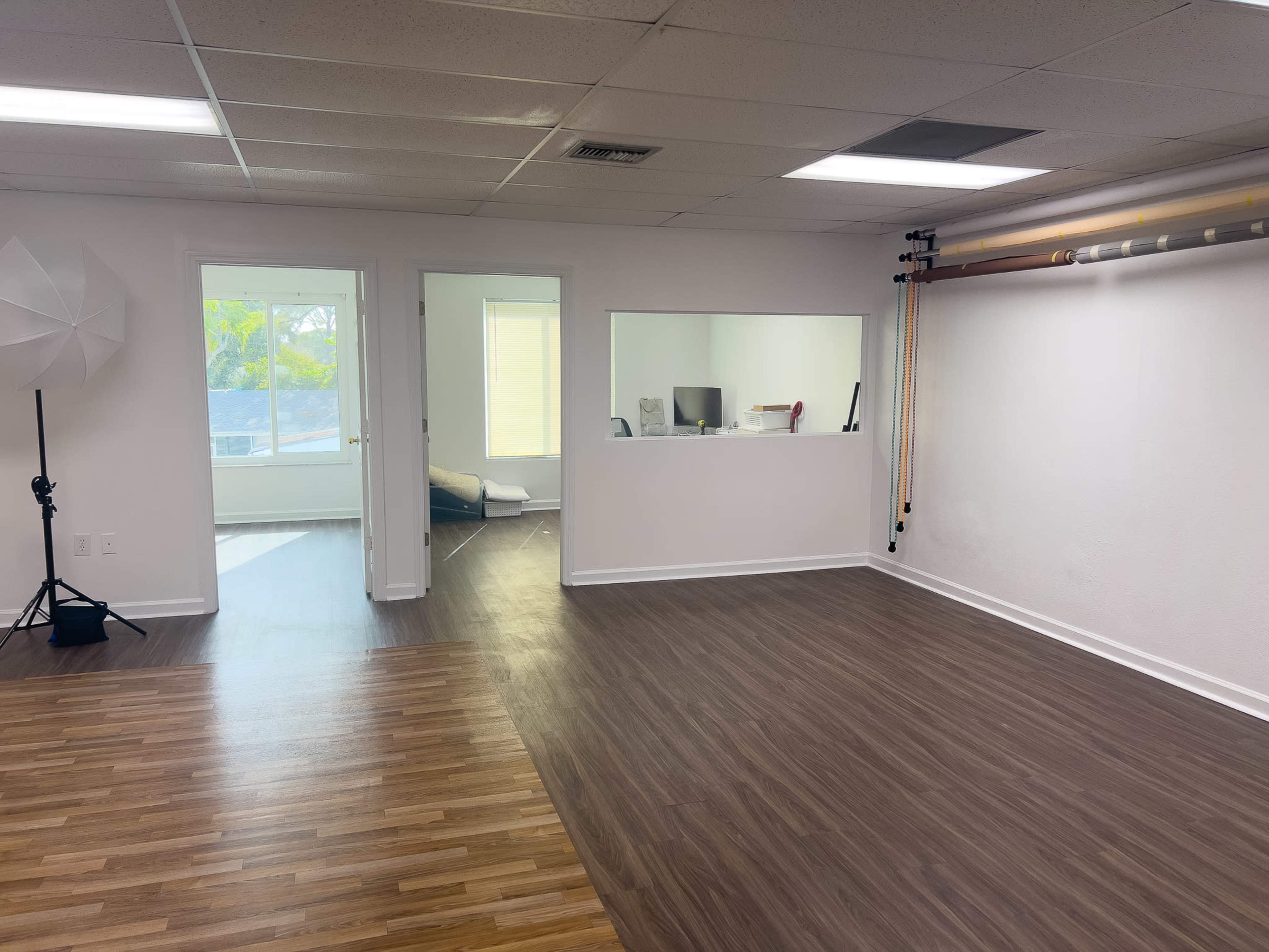 Photo Studio Image in Gulf Gate Estates, sarasota, FL