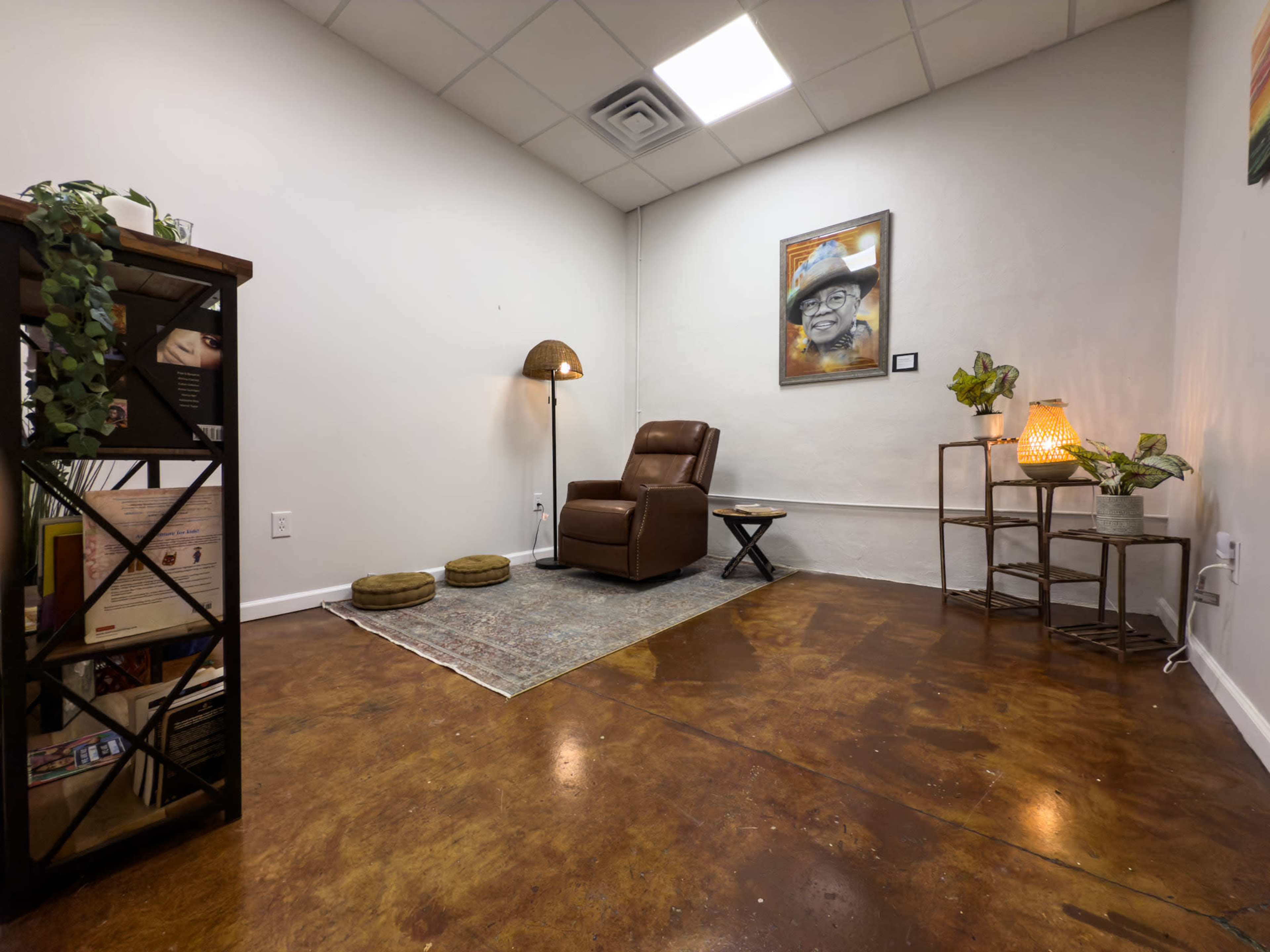 Cozy Private Meeting Space Image in Upper North Philadelphia, Philadelphia, PA, PA
