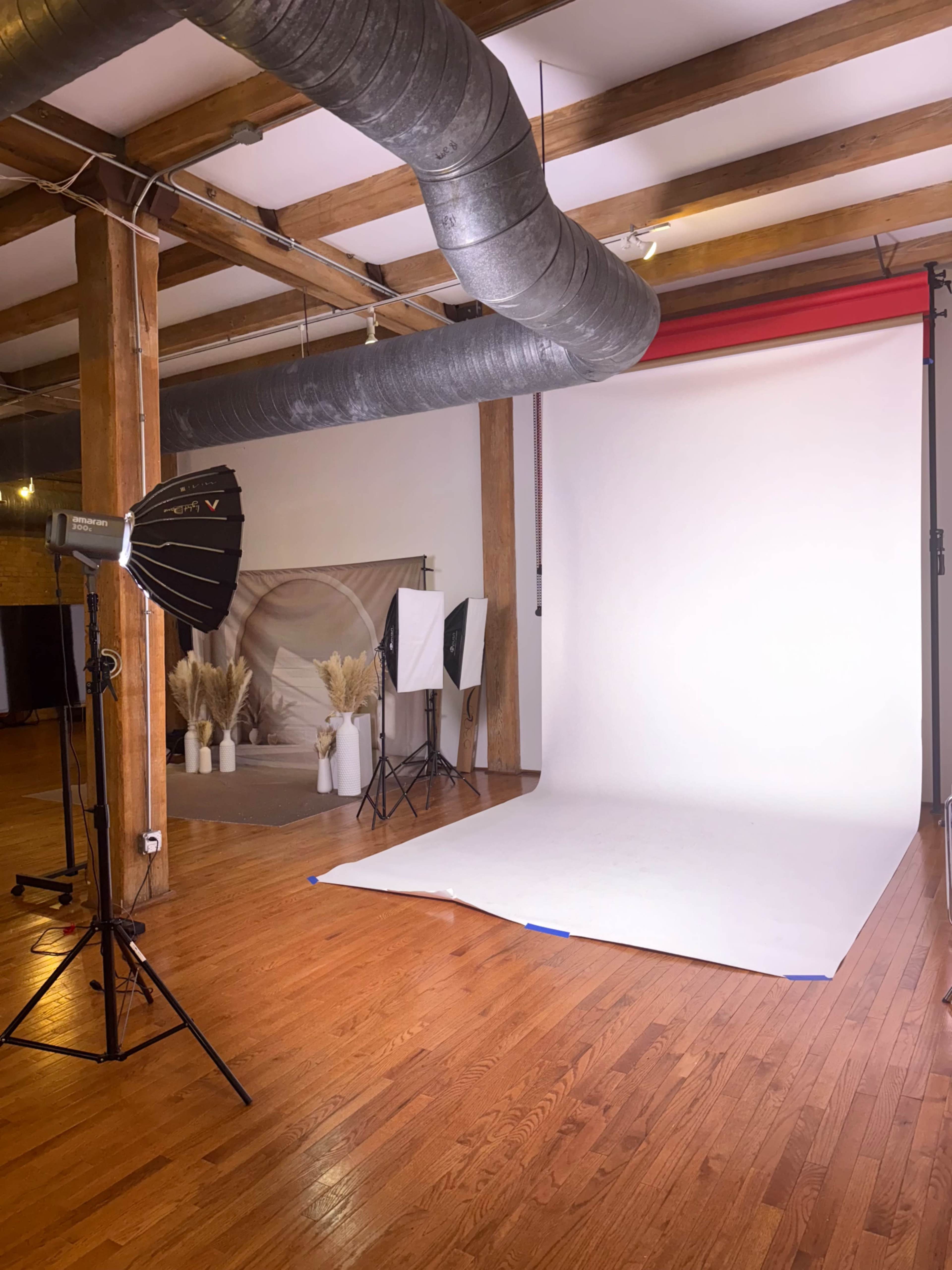 West Loop Loft Studio Image in West Town, Chicago, IL