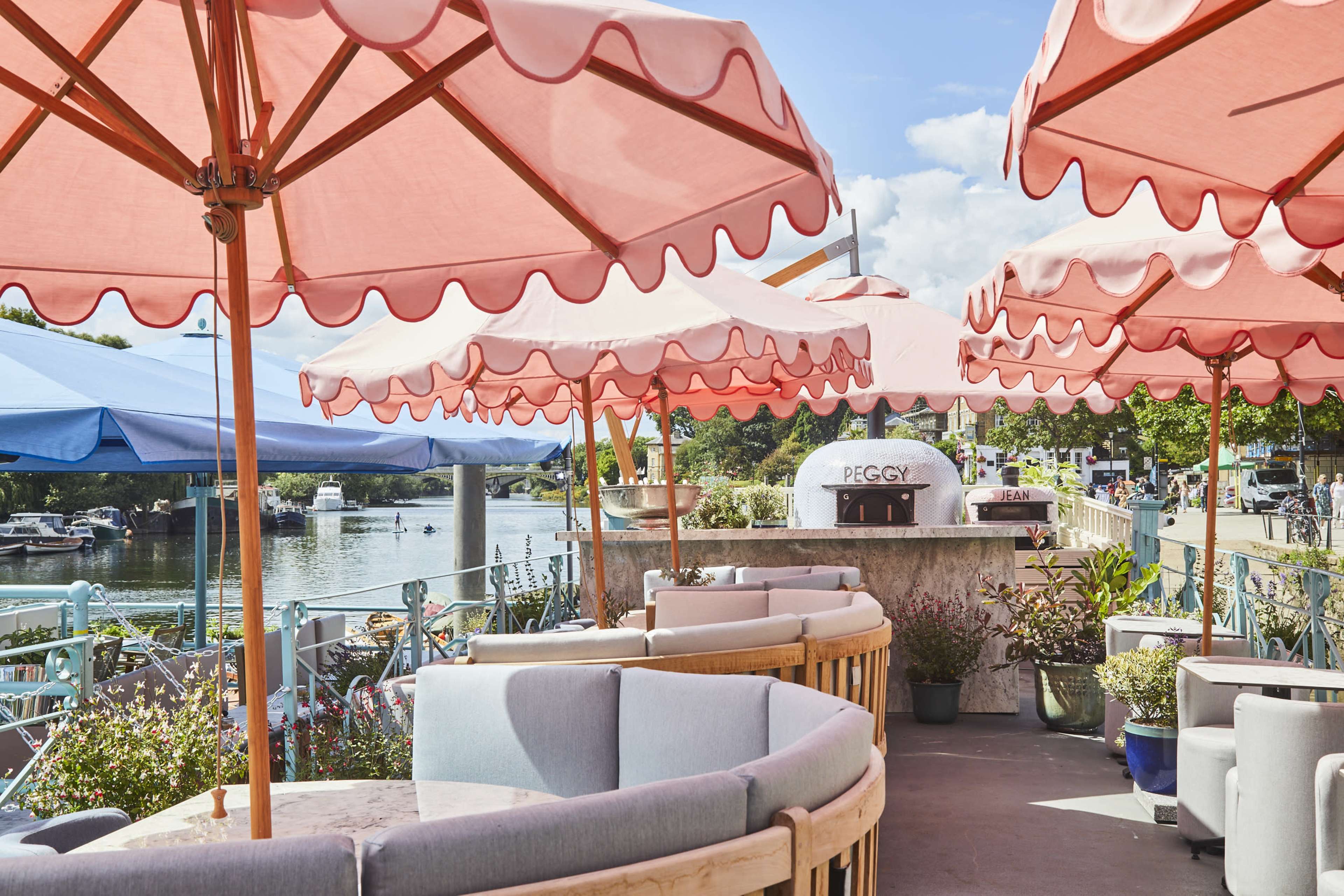 Floating Oasis - Top Terrace Image in Richmond, Richmond, London, ENG