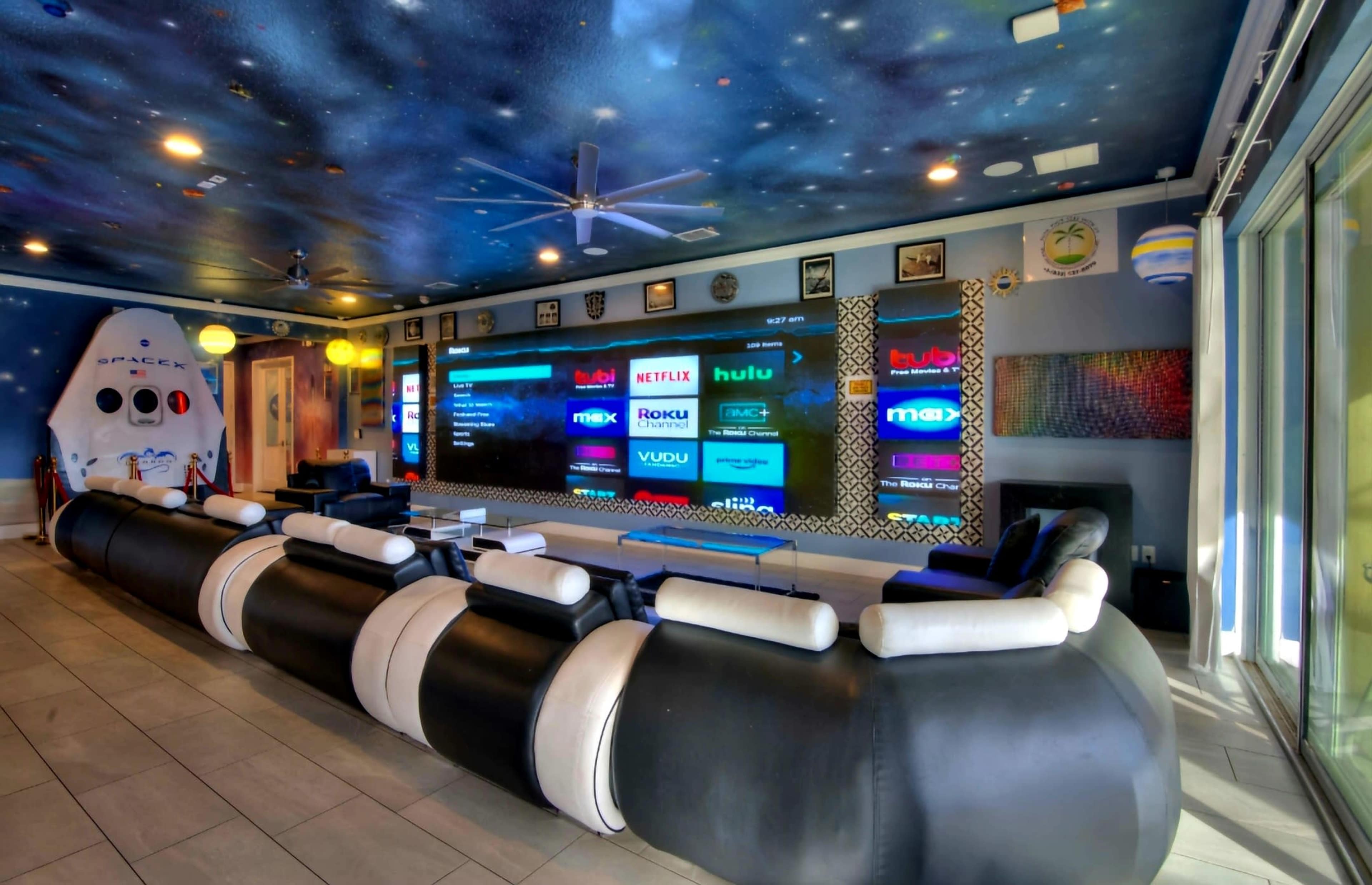 AS SEEN ON TV Space Bowling Villa Image in , kissimmee, FL