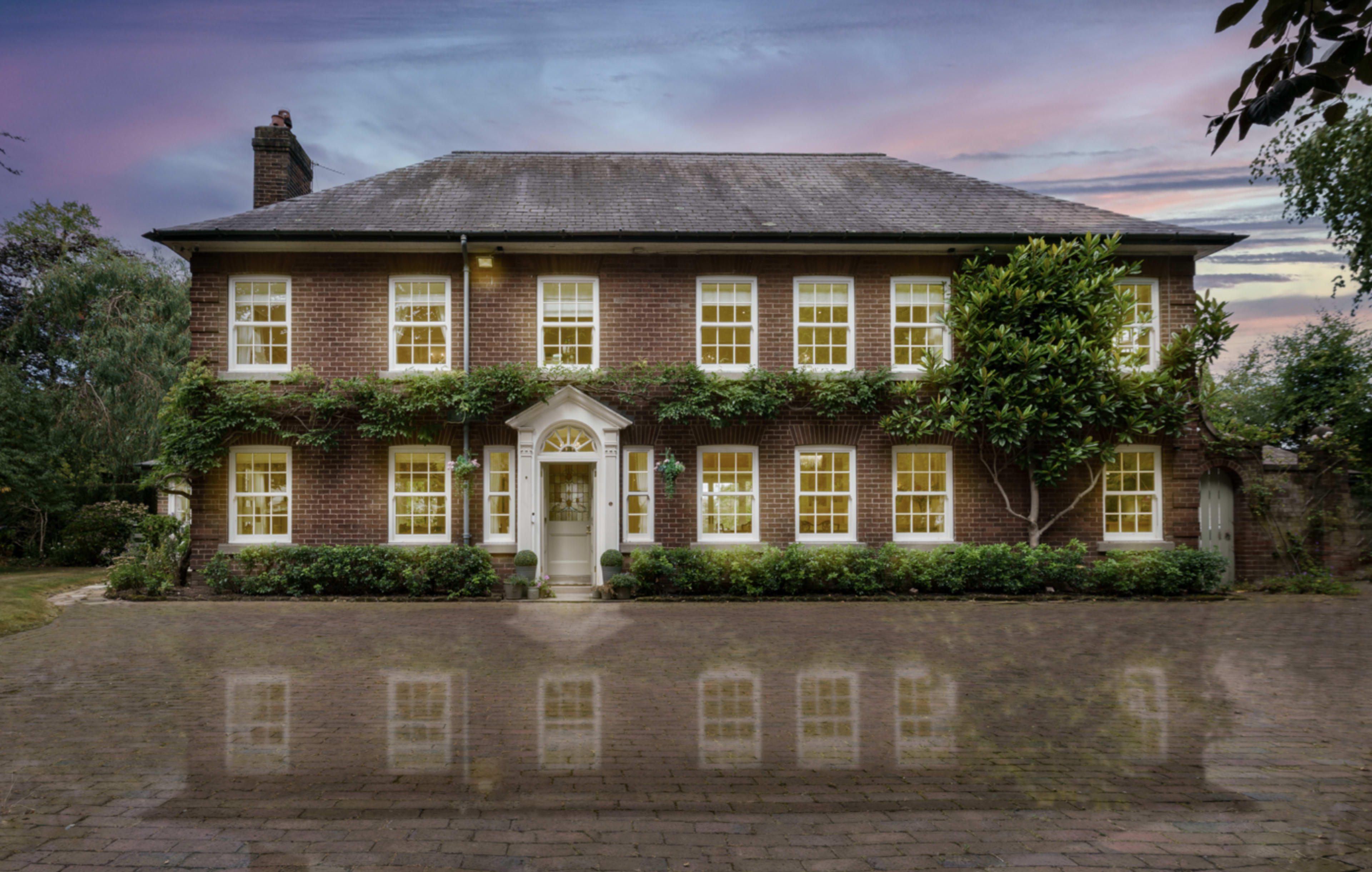 Elegant Georgian House with 1-Acre Gardens – Film & Photoshoot Location in Cheshire Image in Frodsham, Frodsham, ENG