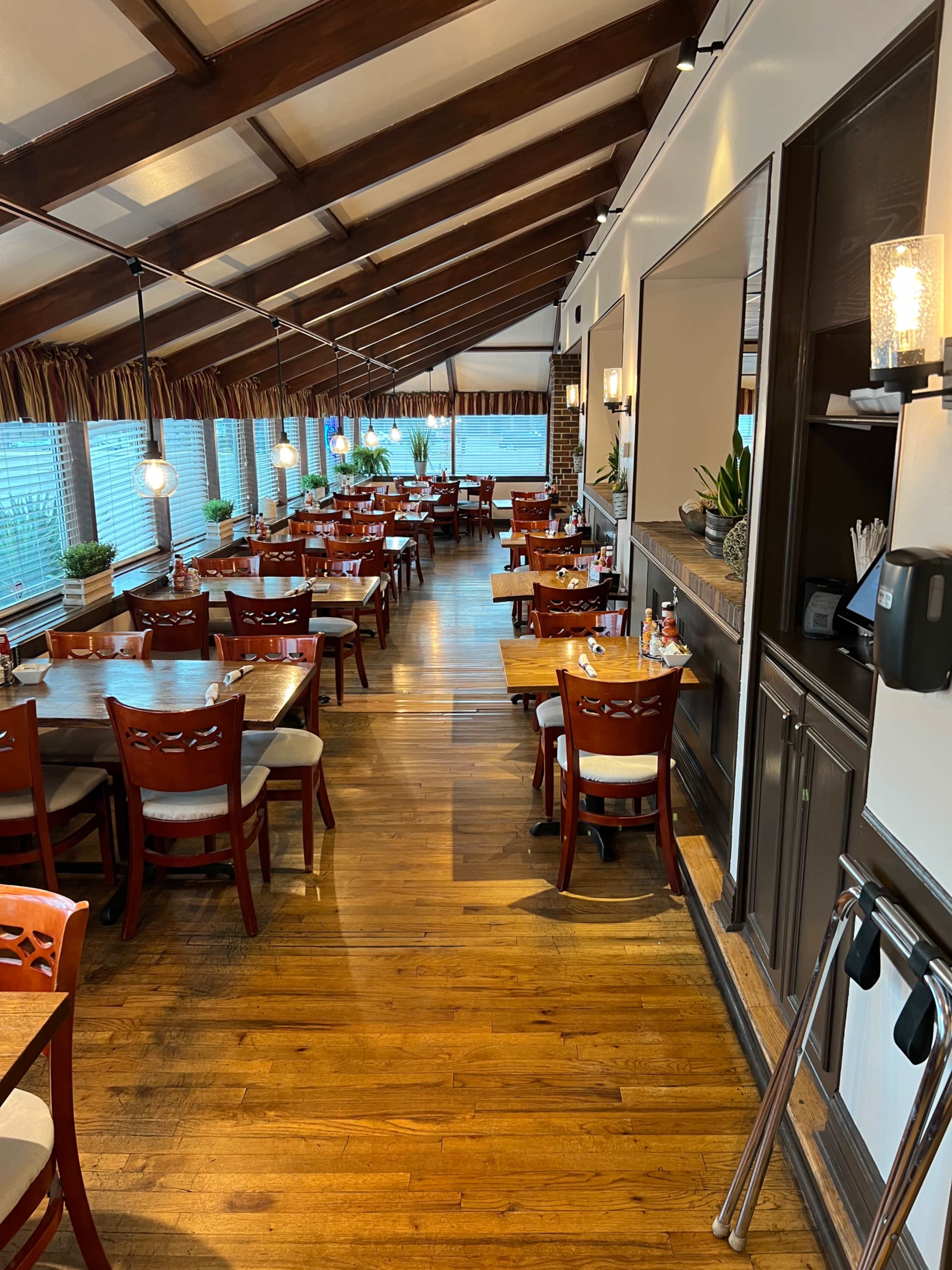 Diner for rent after hours Image in Wheeling Township, WHEELING, IL