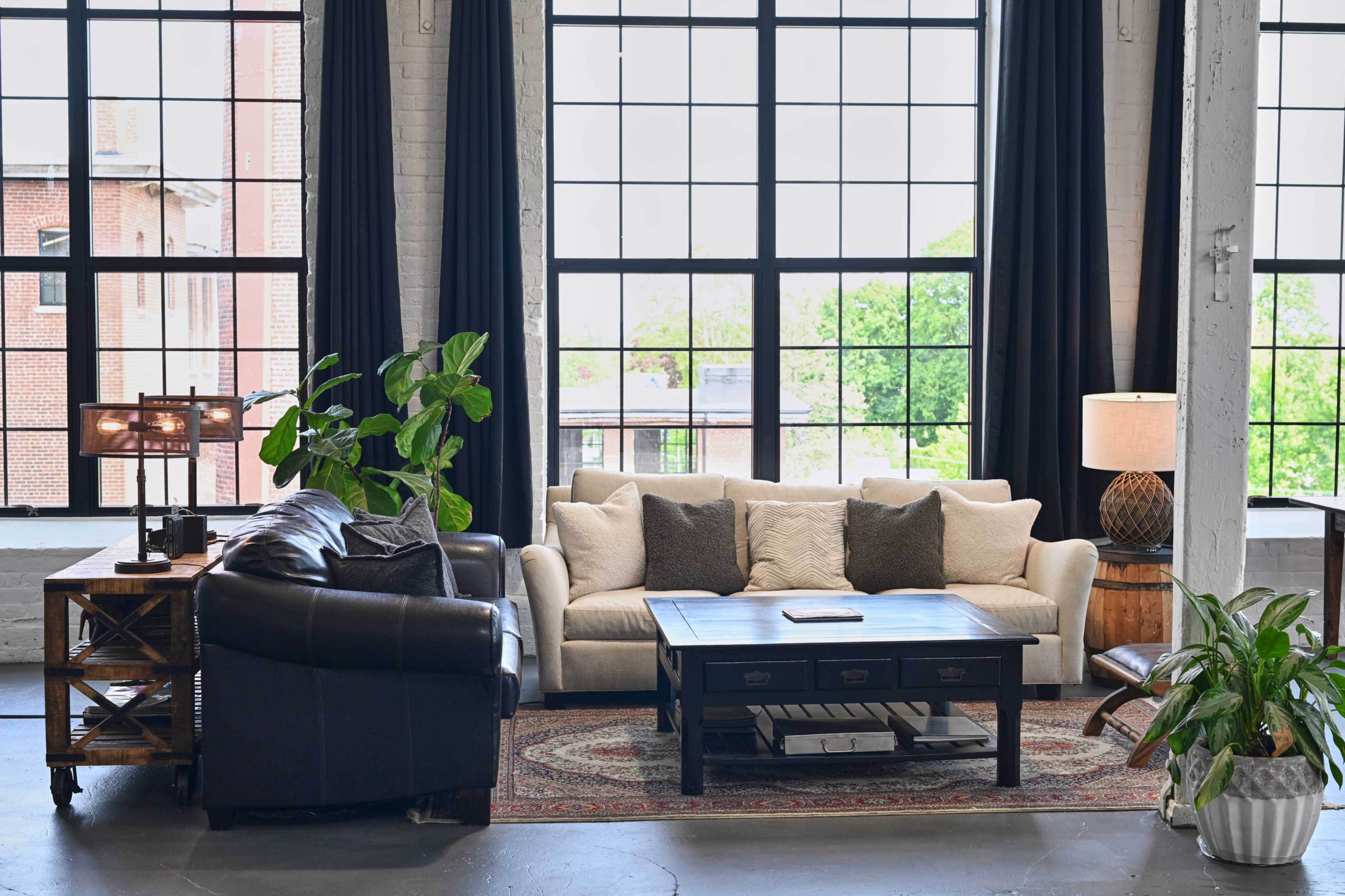 4400 sq ft photo studio with north and east natural light and a full kitchen Image in Warren, Warren, RI