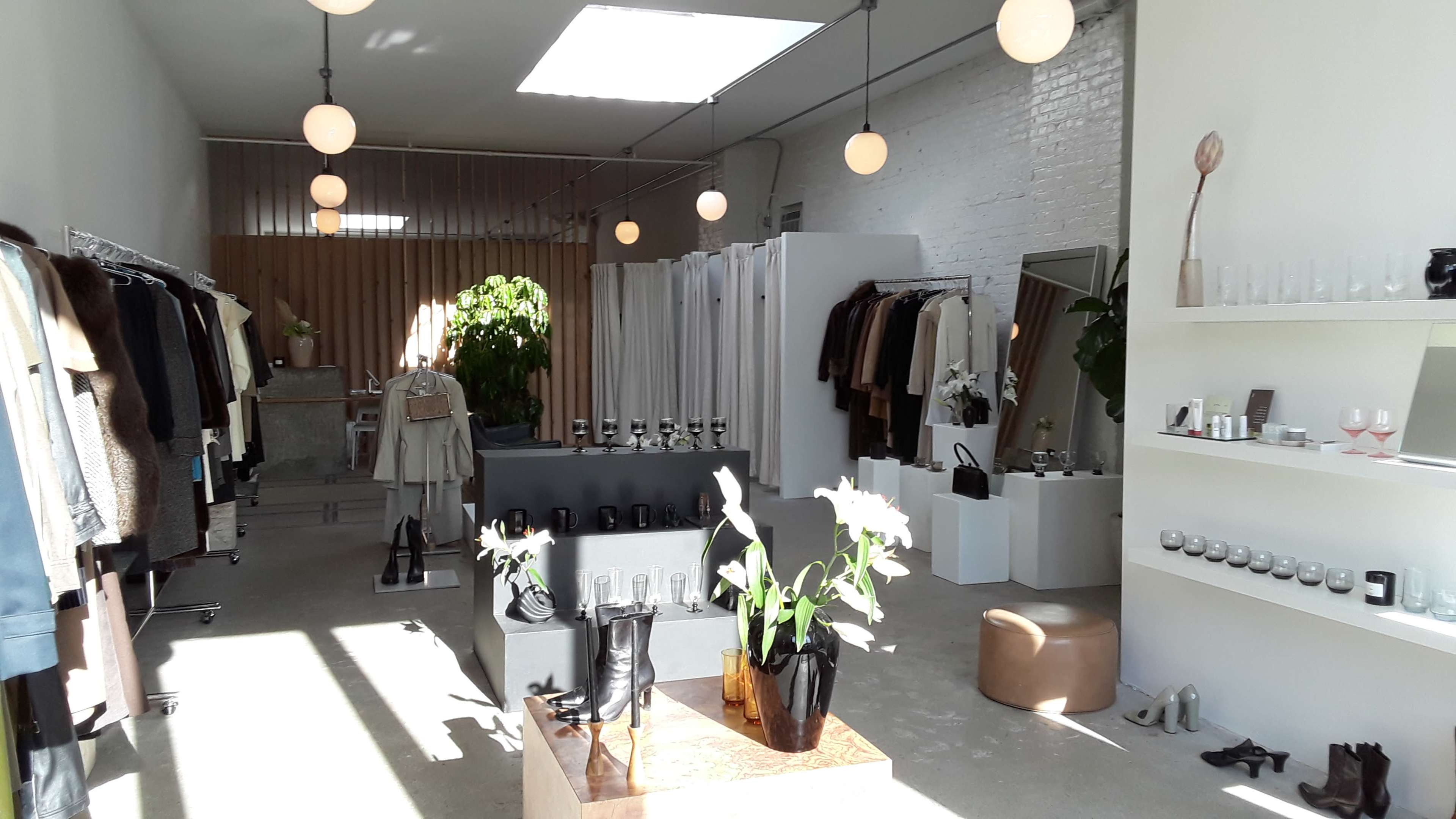 Industrial Event or Retail Pop Up Space in a Greenpoint Image in Greenpoint, Brooklyn, NY