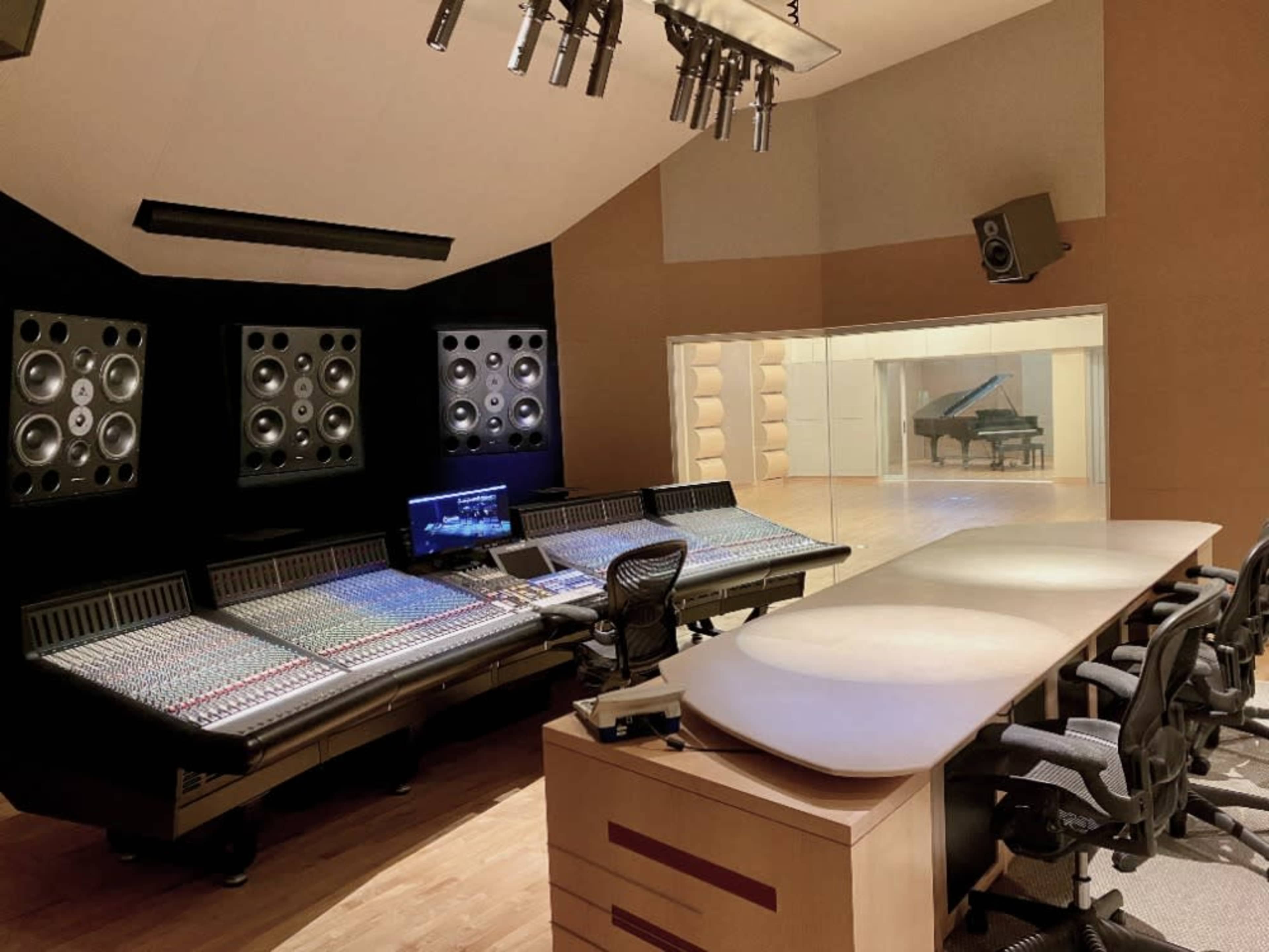 Tour in:ciite Studios / Dolby Atmos Listening