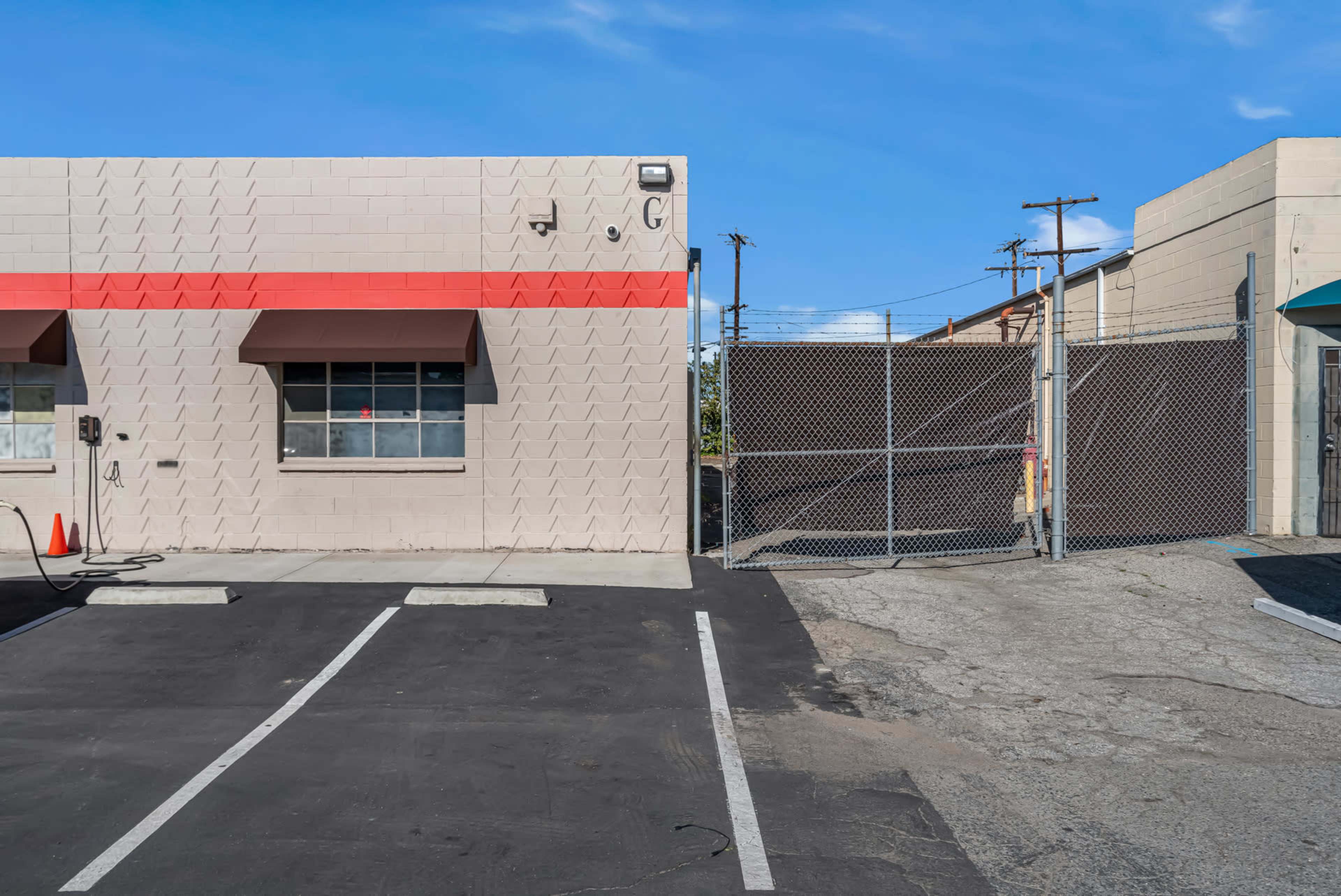 Modern 4,000 Sq Ft Event Warehouse in Anaheim Image in Northwest Anaheim, Anaheim, CA