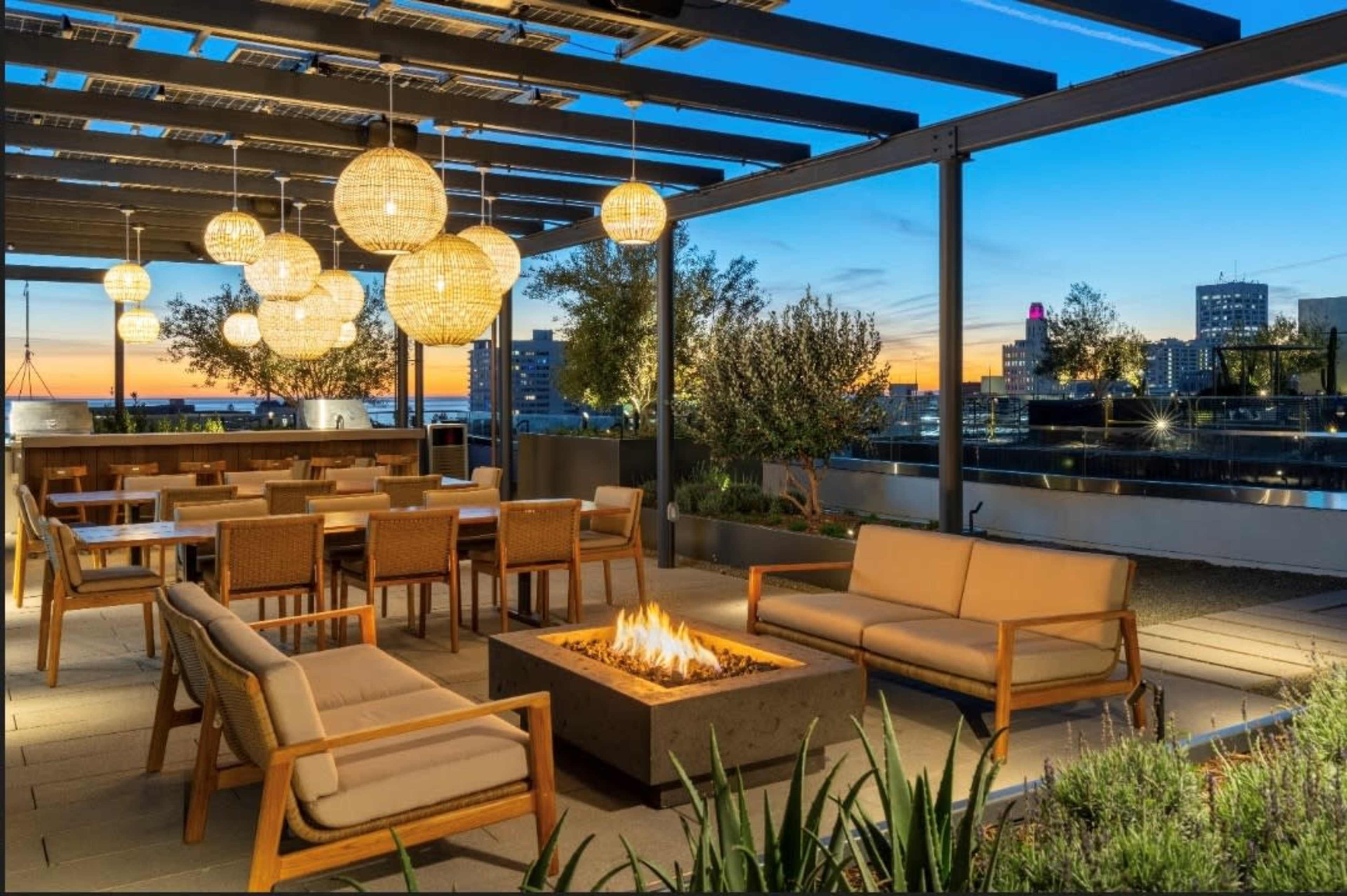 Rooftop Park with Ocean Views & Resort-style Amenities Image in Downtown, Santa Monica, CA