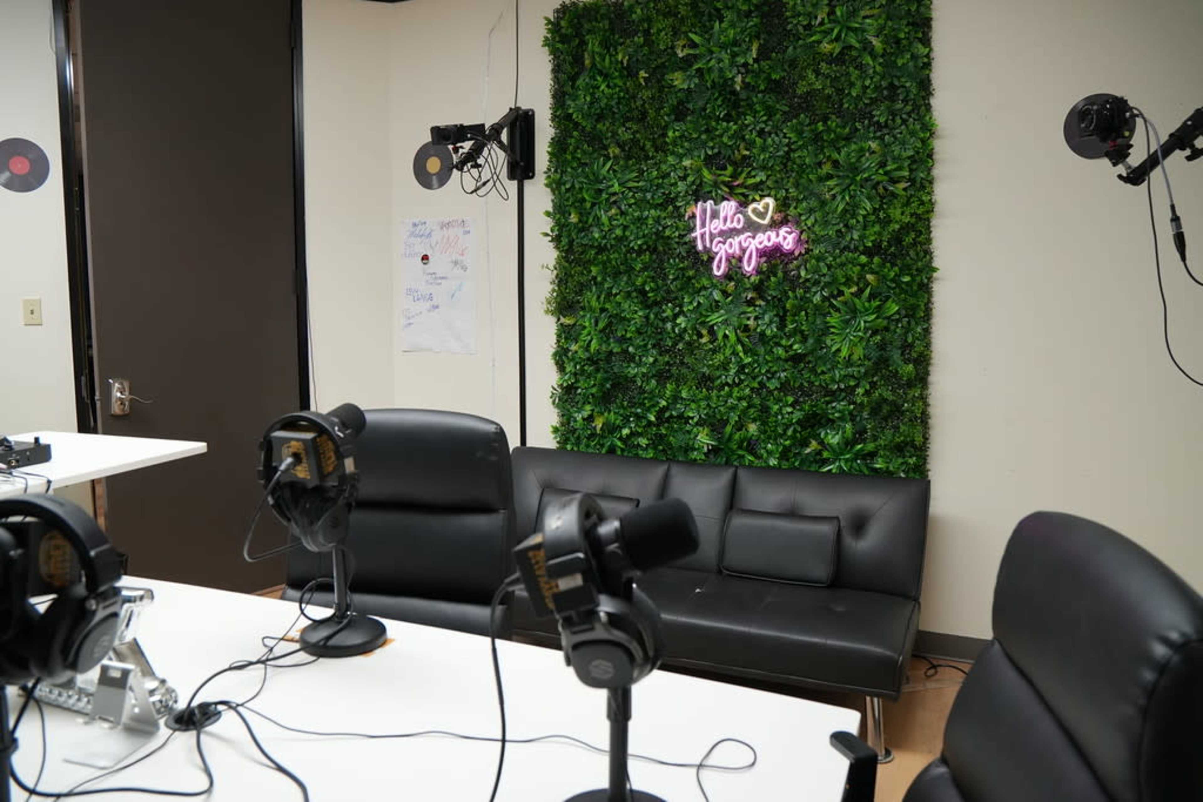 Podcast room Image in Blue Ridge Square, Missouri city, TX