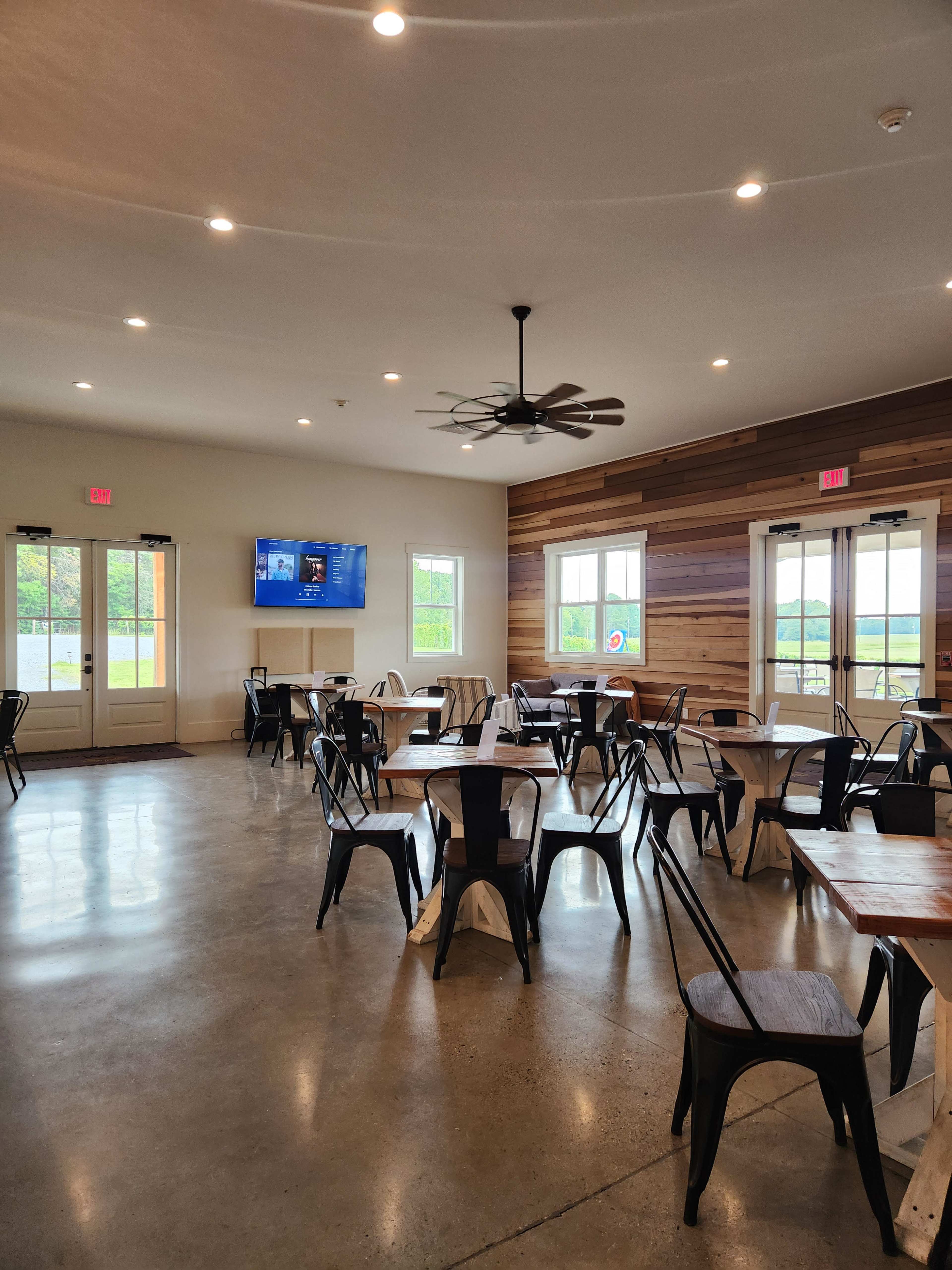 Rustic Vineyard & Tasting Room Image in , rockmart, GA