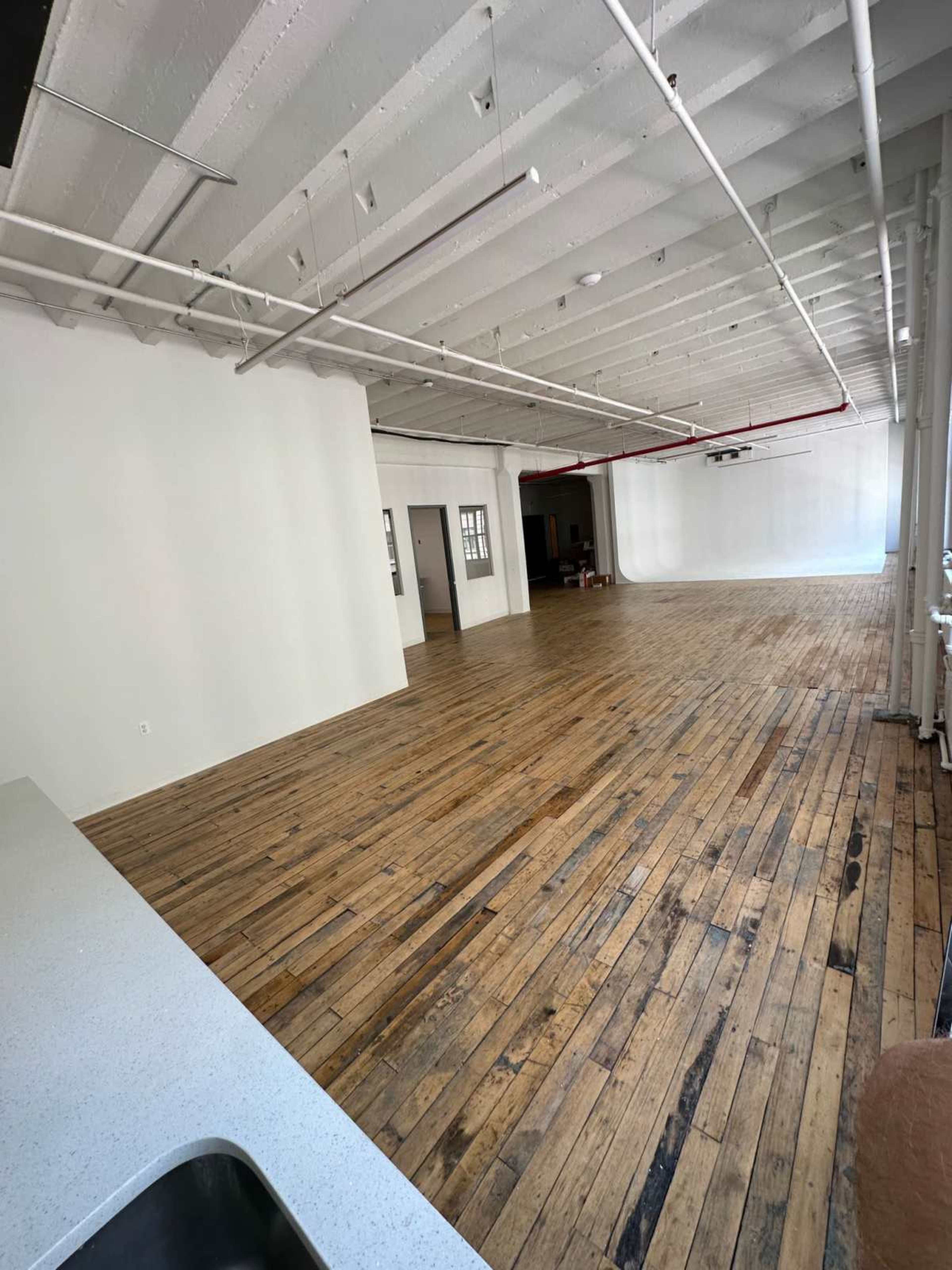 Industry City Brooklyn large beautiful film and green screen space Image in Sunset Park, Brooklyn, NY