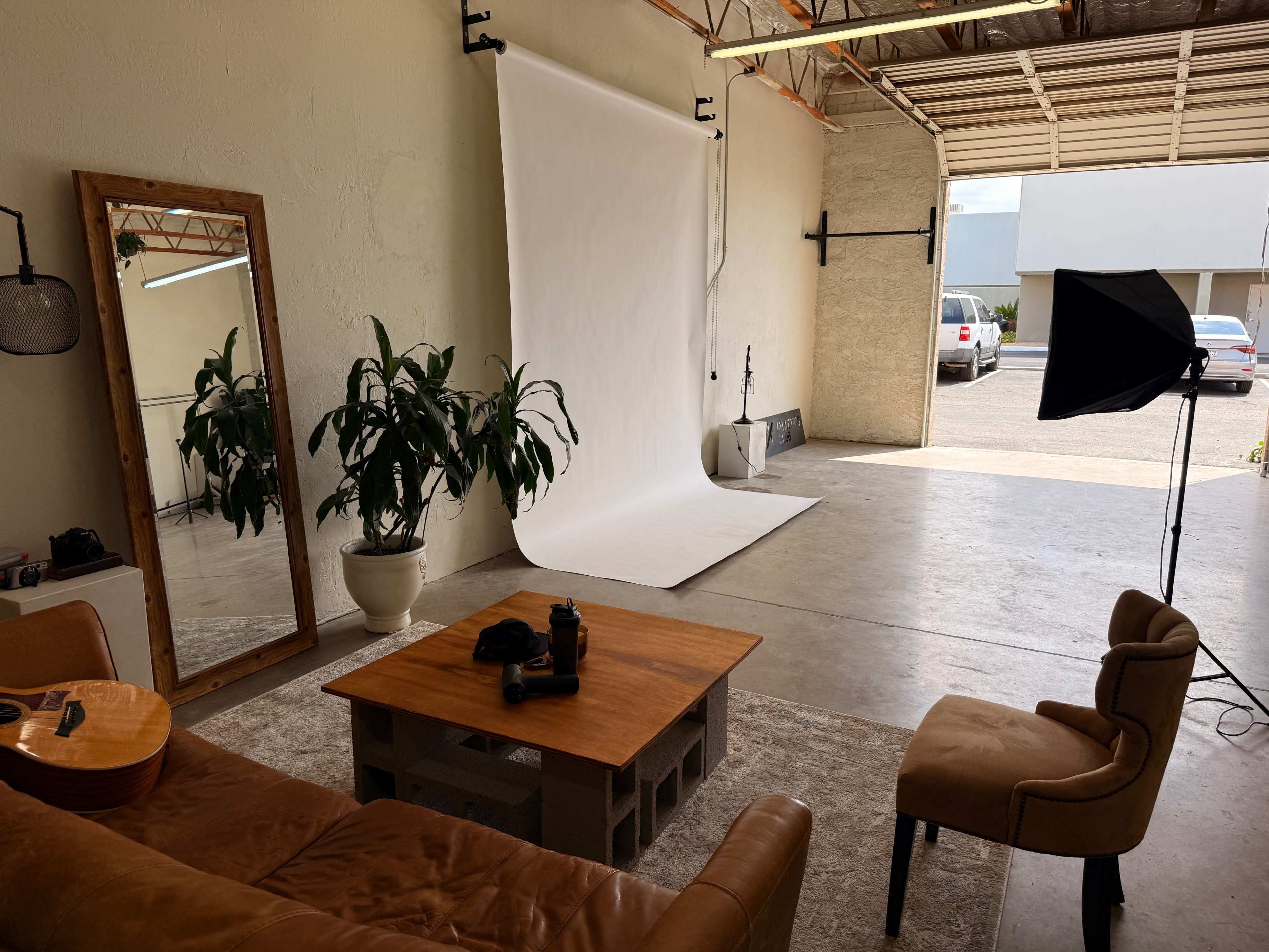 Creative Warehouse Studio Image in Deer Valley, Phoenix, AZ