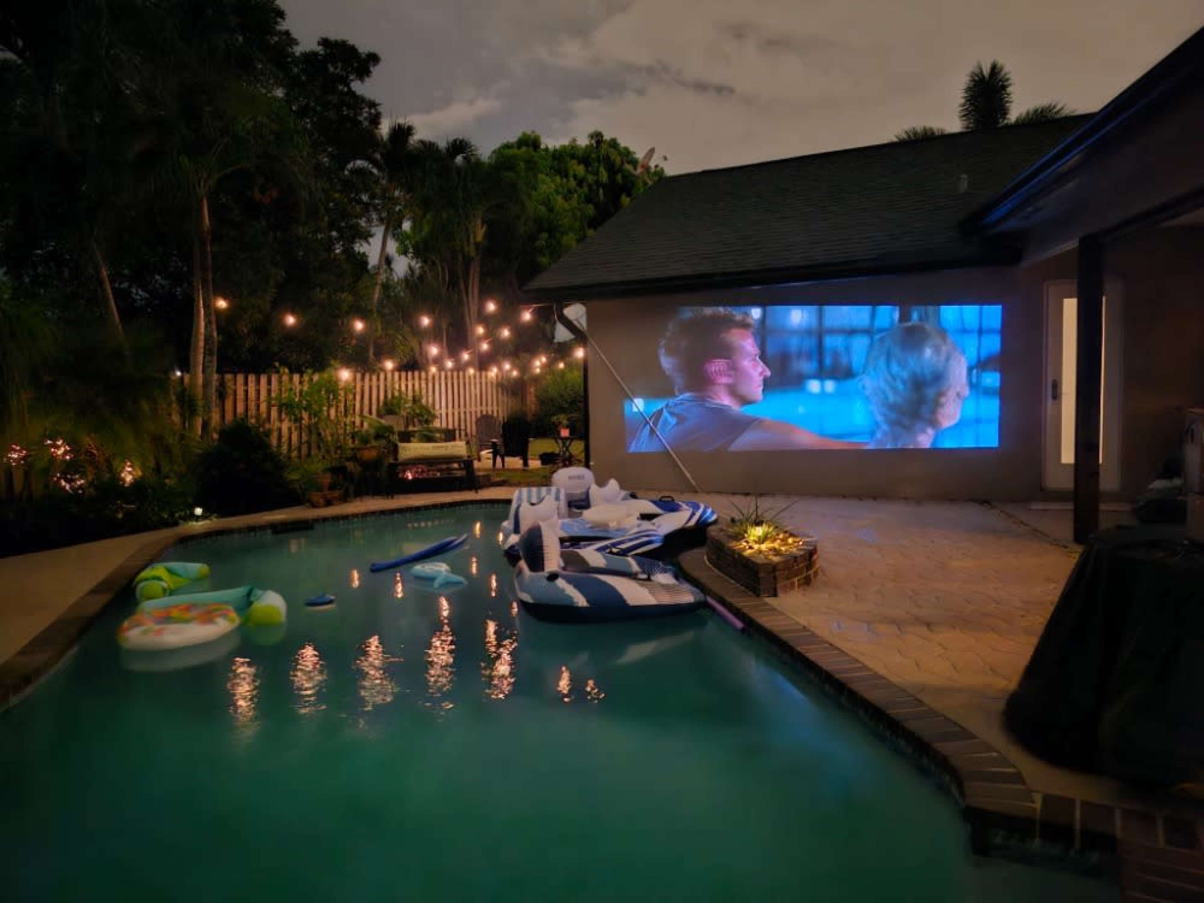 Dive In Movie Night