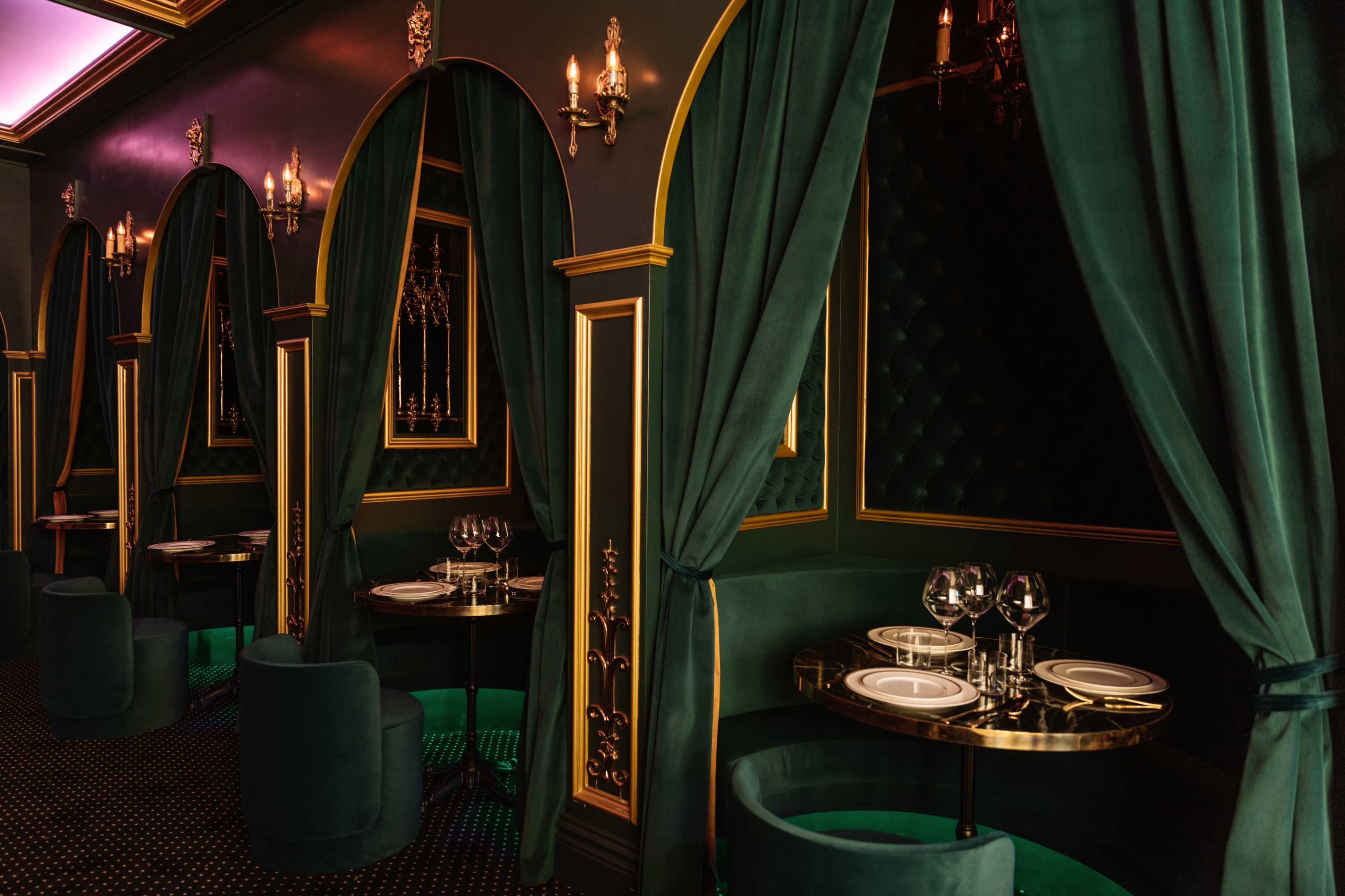 Parisian Luxury Restaurant and Bar In The Heart of Sunset Boulevard Image in Central LA, Los Angeles, CA