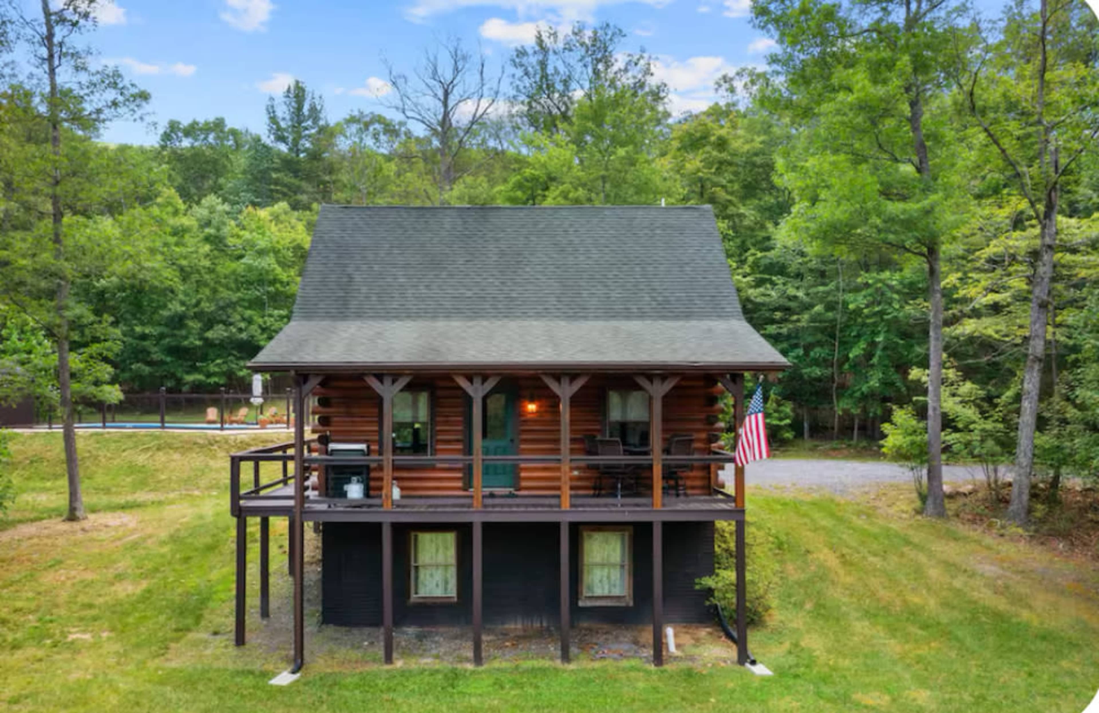 Rural, Secluded Cabin in the Valley Image in , Fort Valley, VA