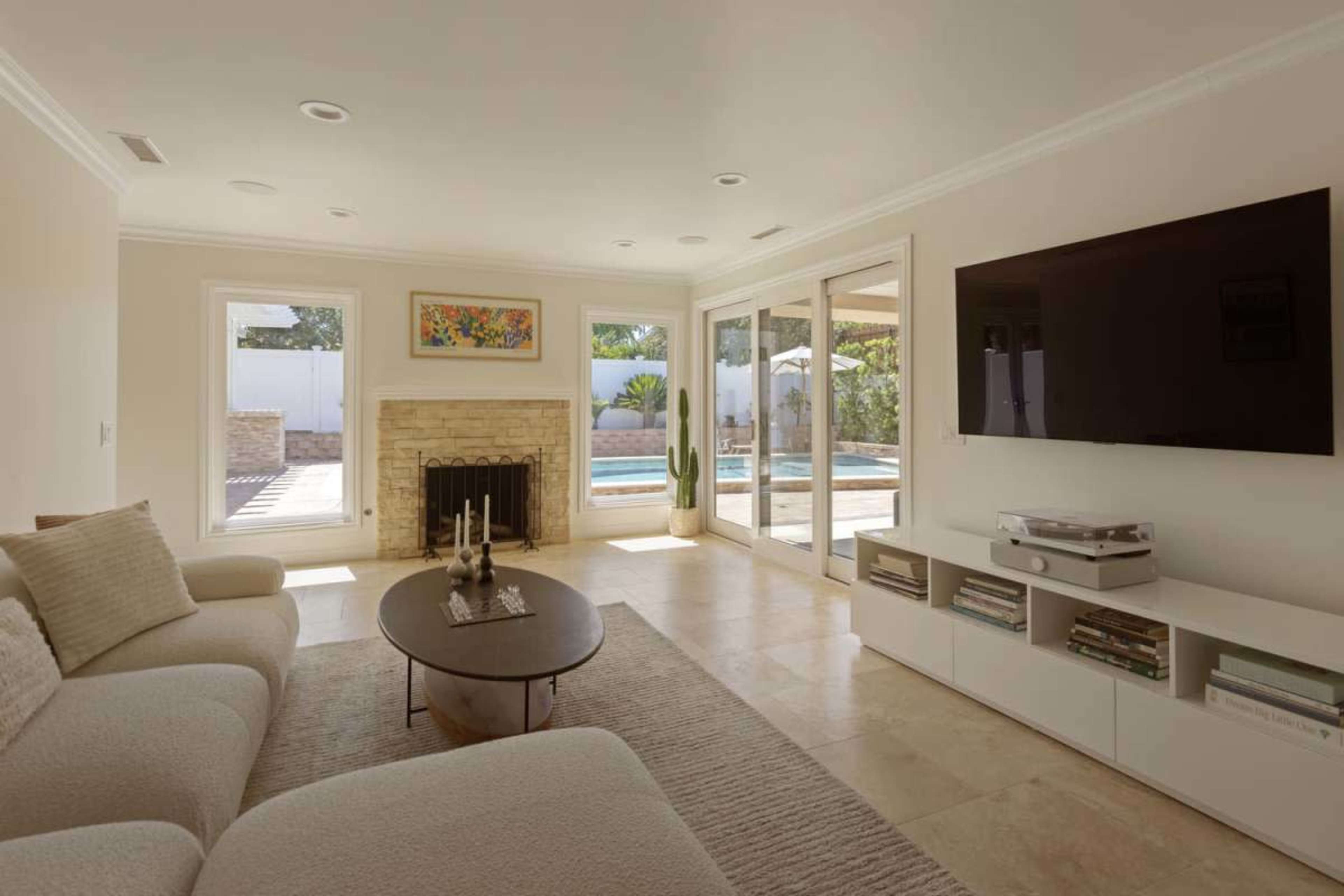 Sunlit Haven California Home with Pool Image in Hastings Ranch, Pasadena, CA