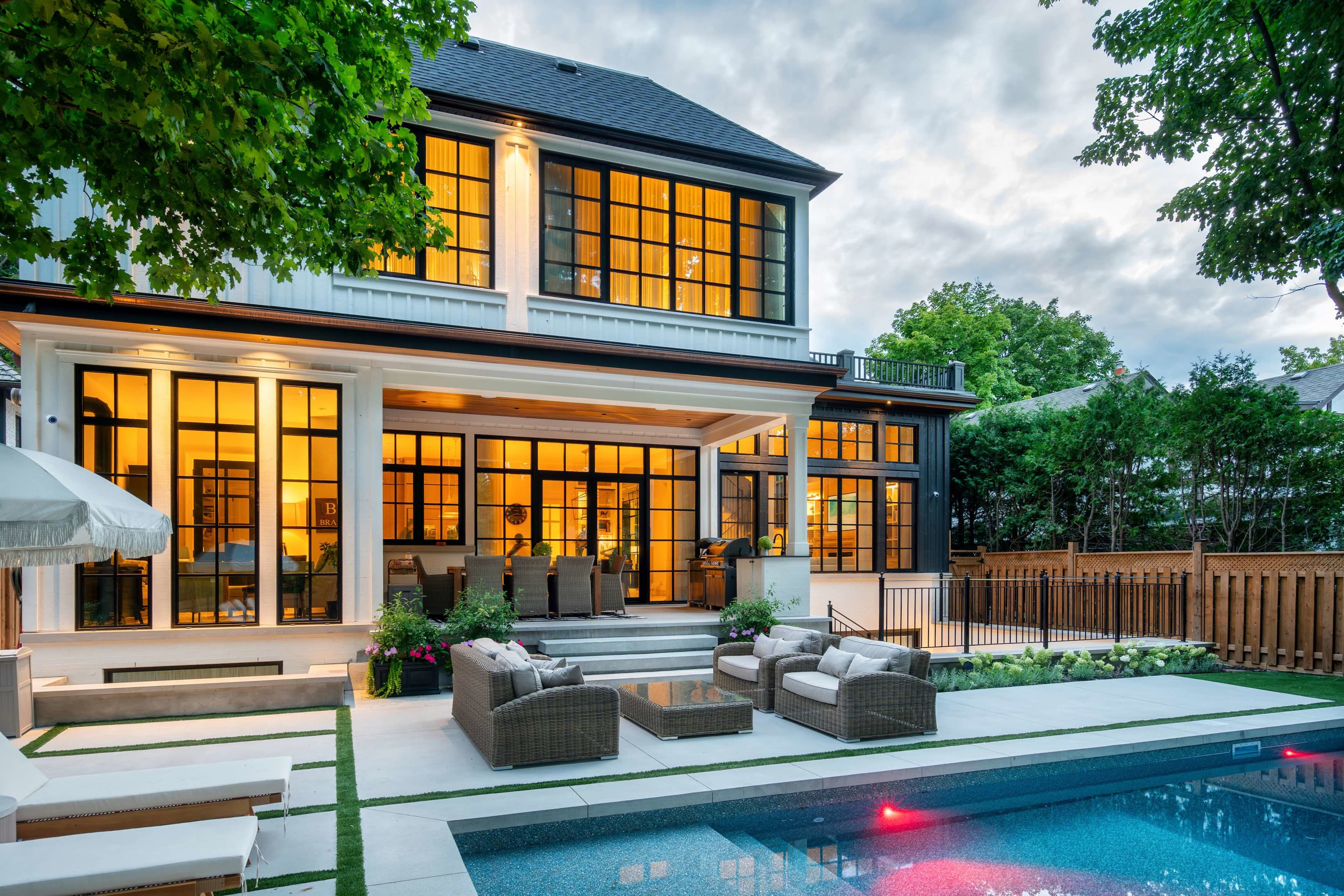 Modern Meets Victorian Home in Olde Oakville Image in Oakville, Oakville, ON