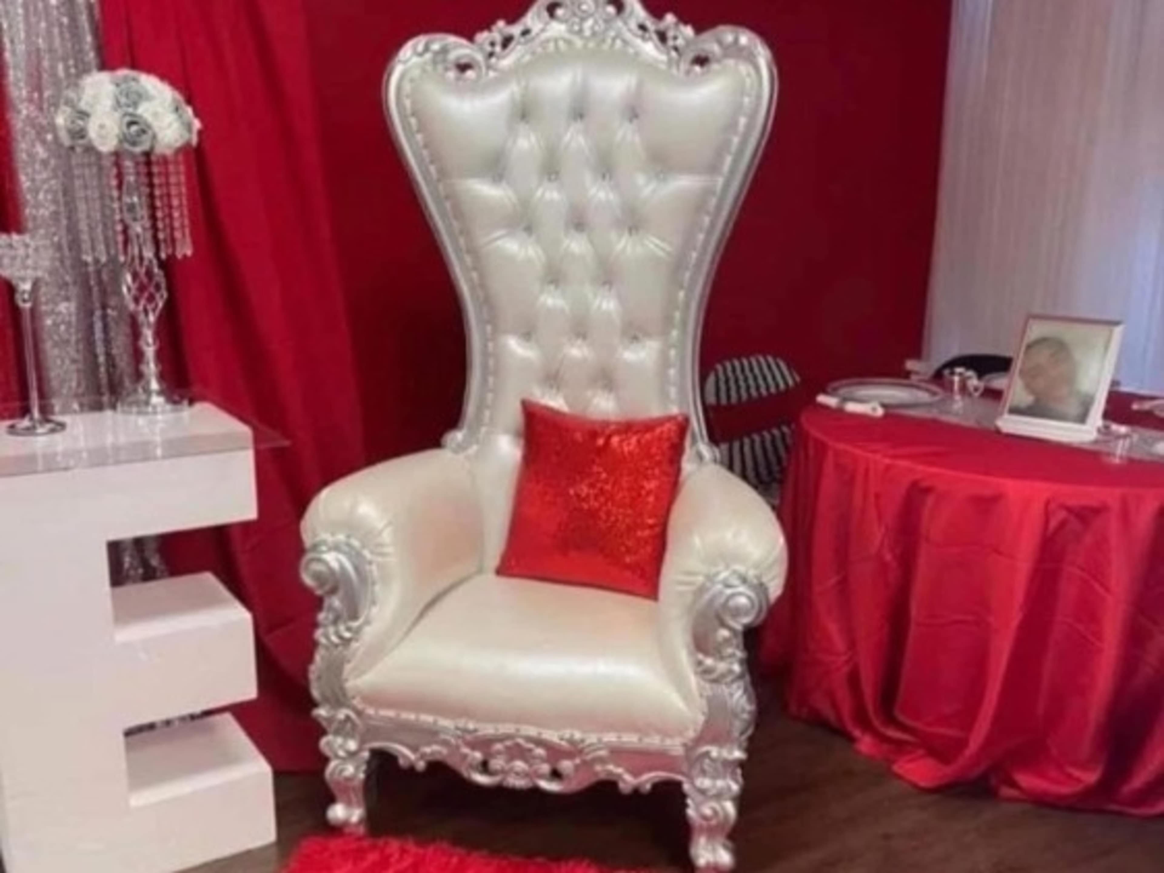 Throne chair 