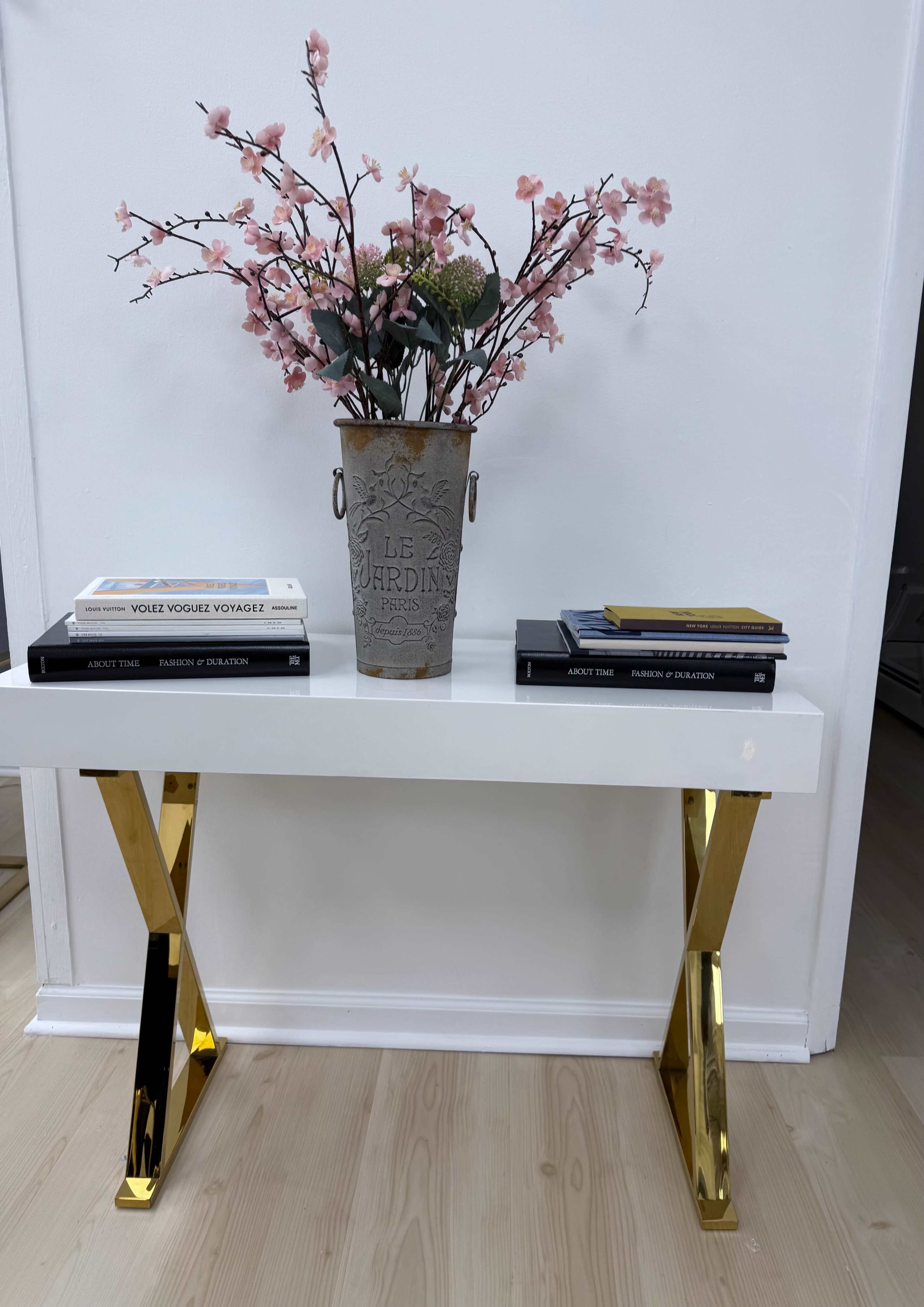 NJ Daylight Luxury Photo Video Content Studio Image in Hasbrouck Heights, Hasbrouck Heights, NJ