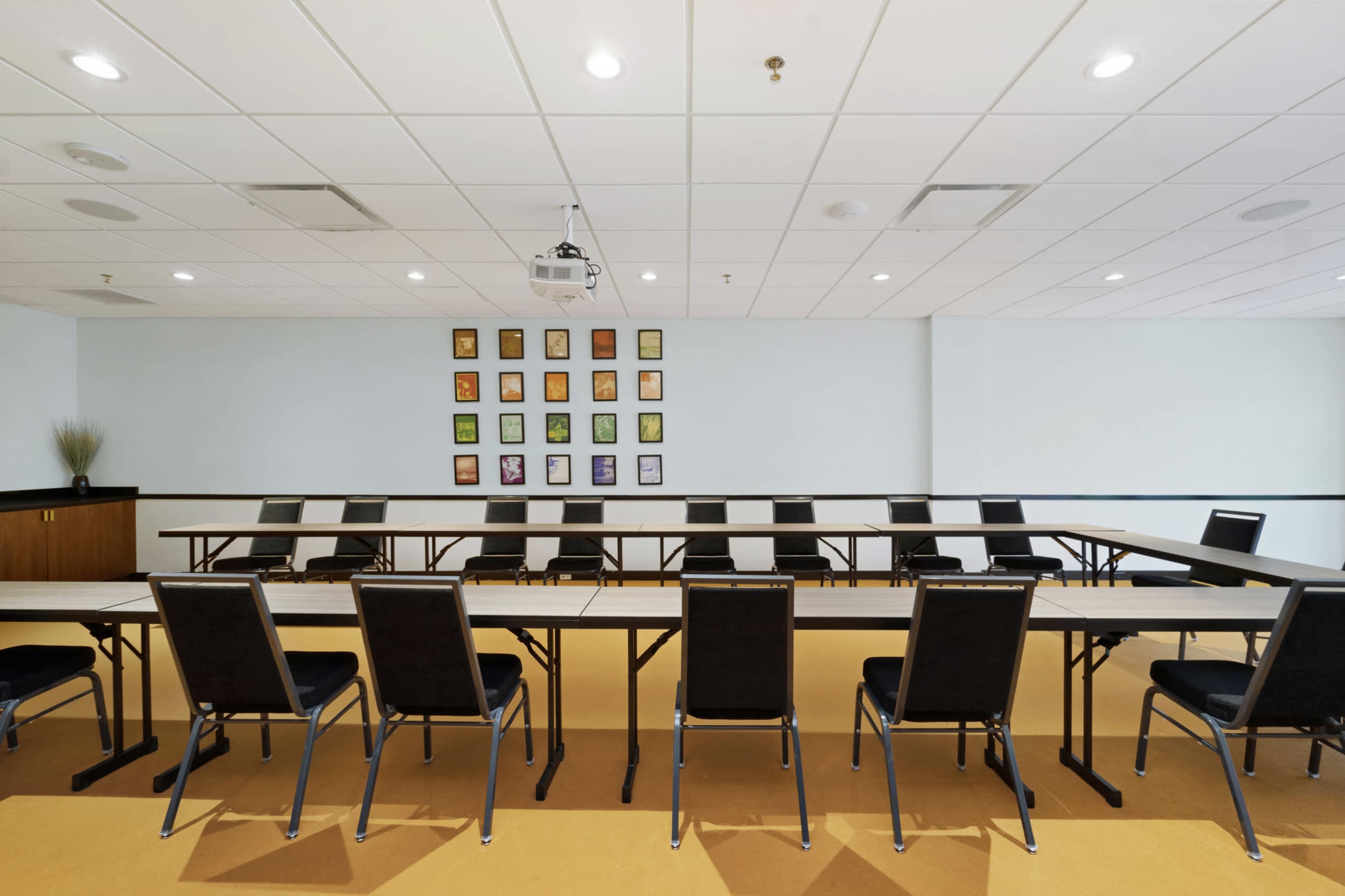 Fairlane Hotel Meeting Room in Downtown Nashville Image in Downtown, Nashville, TN