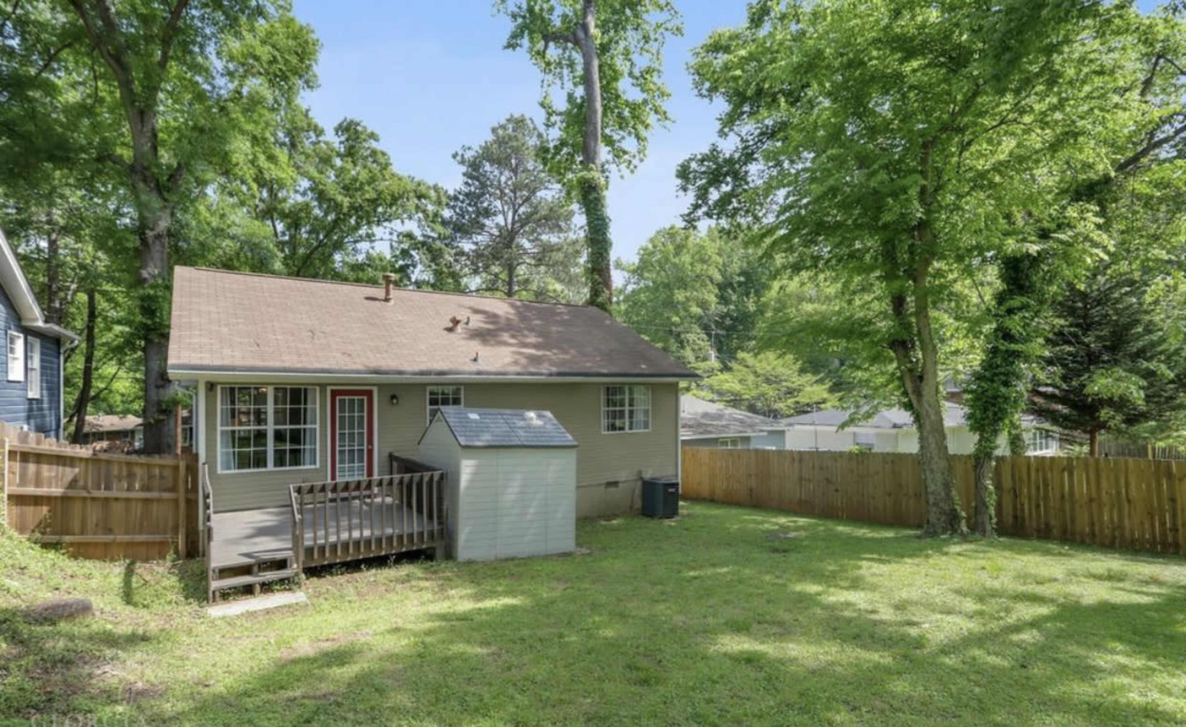 Bright and Modern Home with Cozy Backyard Image in Hapeville, Hapeville, GA