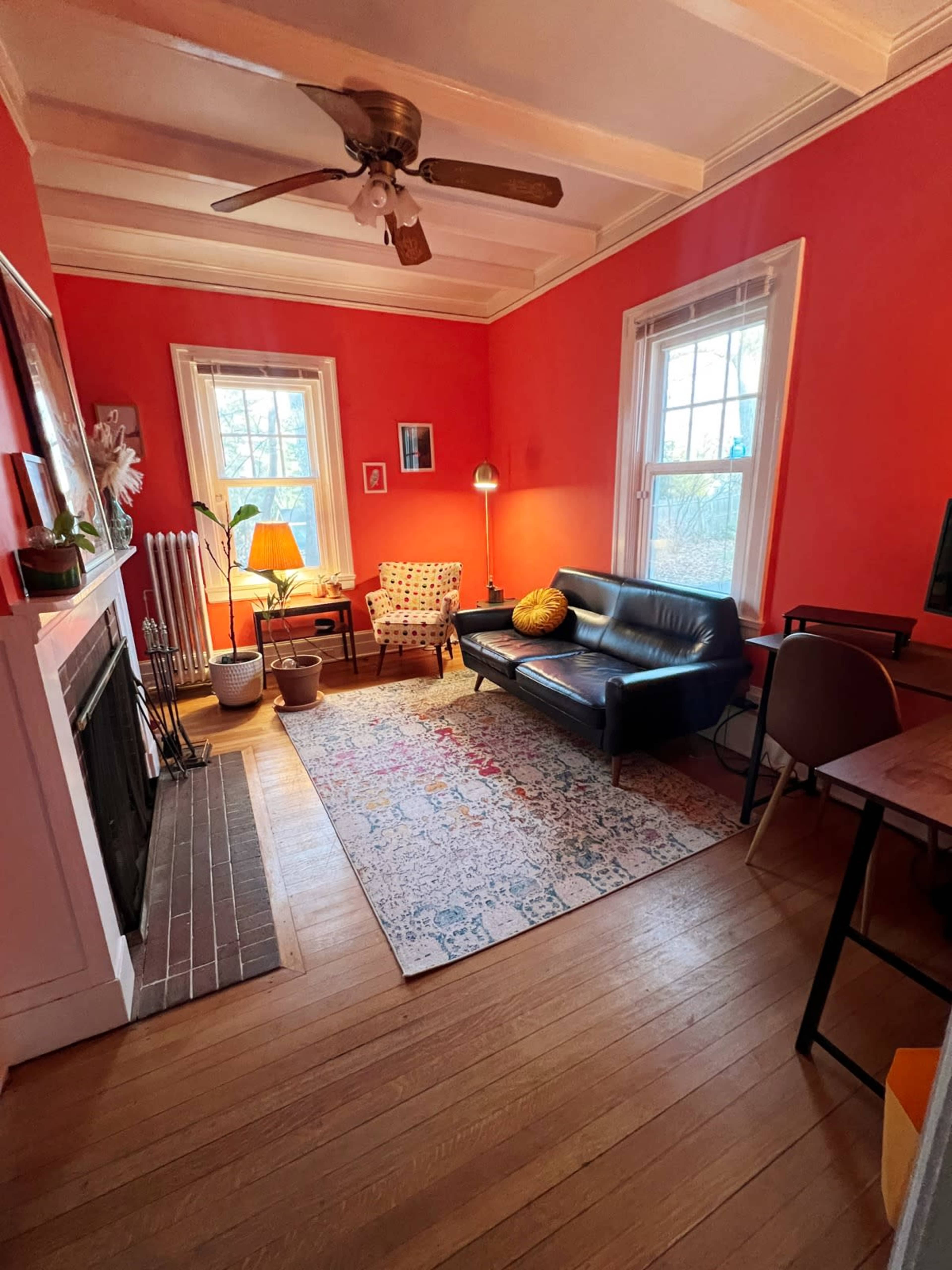 Historic Hudson Valley Colonial House Image in Poughkeepsie, Poughkeepsie, NY