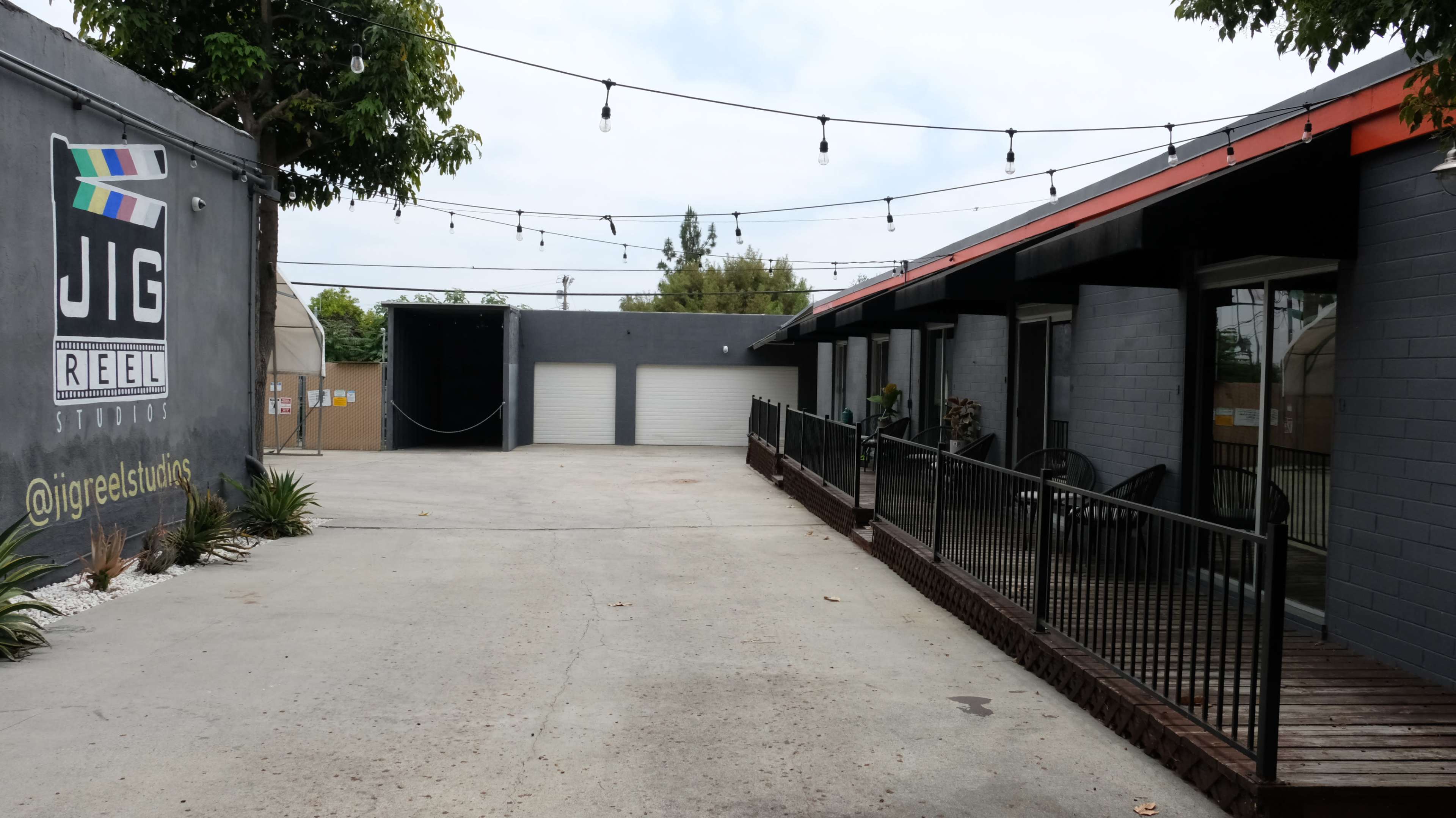 Bright & Spacious Indoor/Outdoor Event Room With Outstanding Service Image in Northeast Los Angeles, Los Angeles, CA