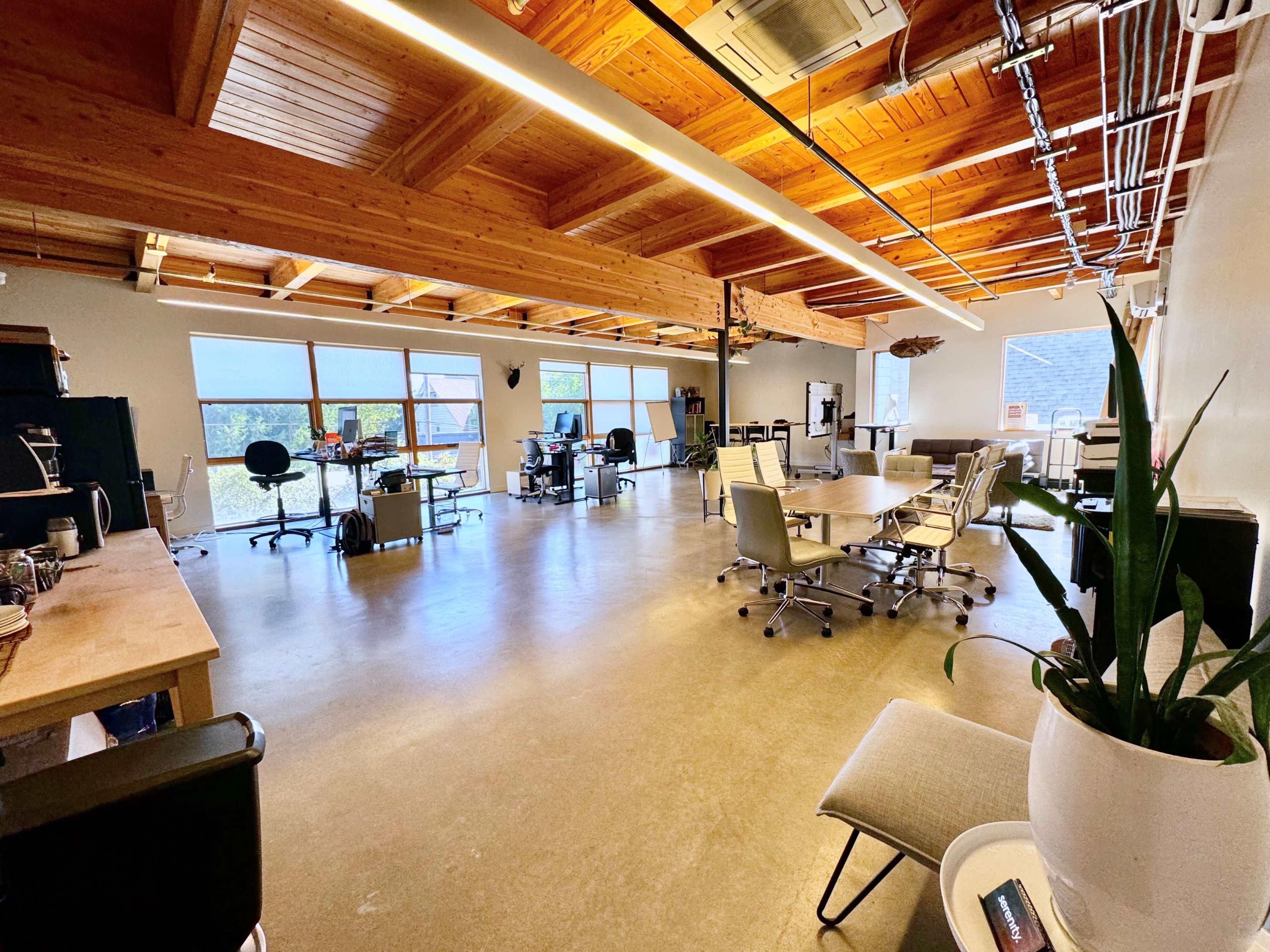 Flexible Creative Office and Photo / Video Studio Image in Boise, Portland, OR