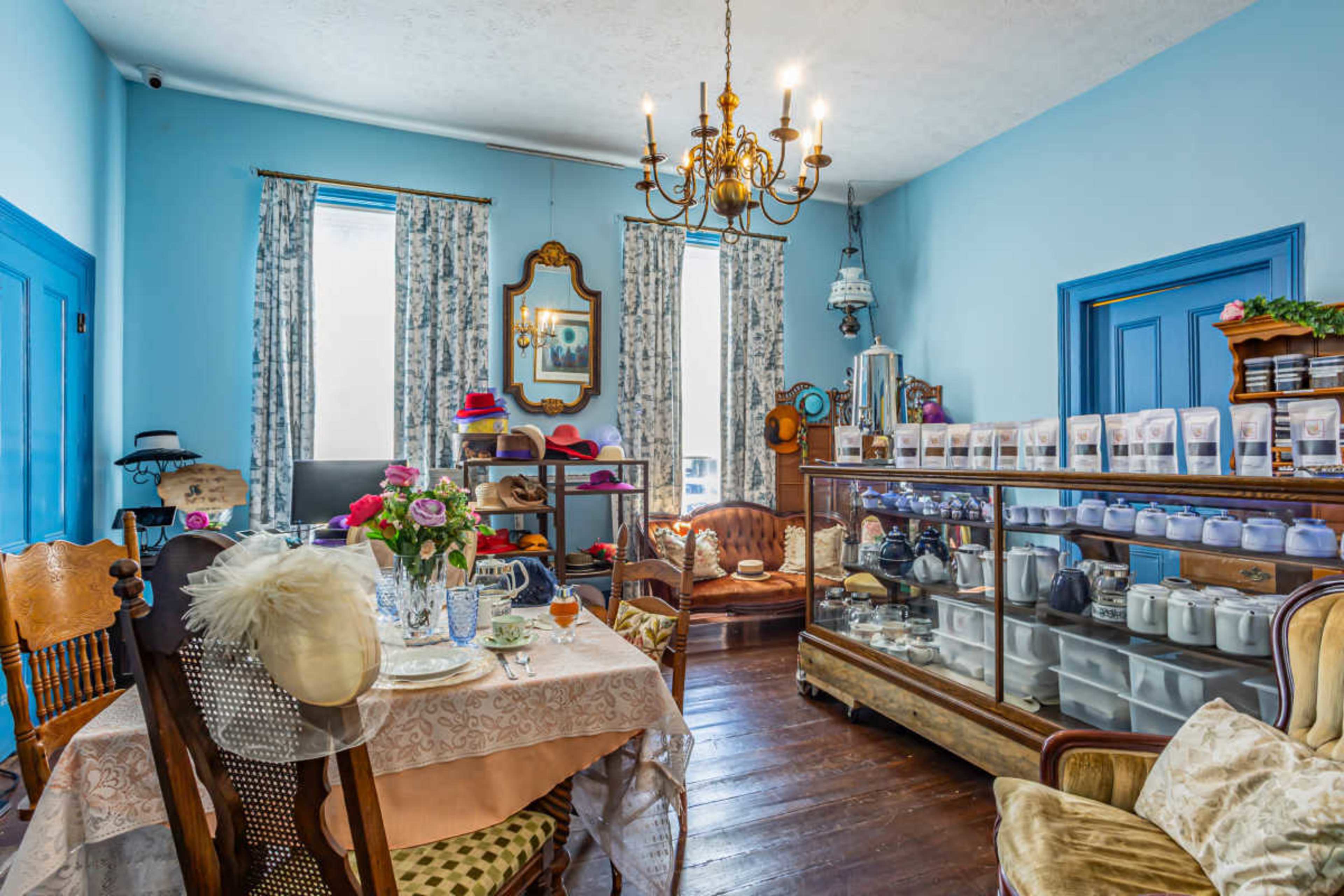 Beautiful Downtown Victorian TeaRoom with Tons of Beautiful Spaces Image in Downtown, GRIFFIN, GA