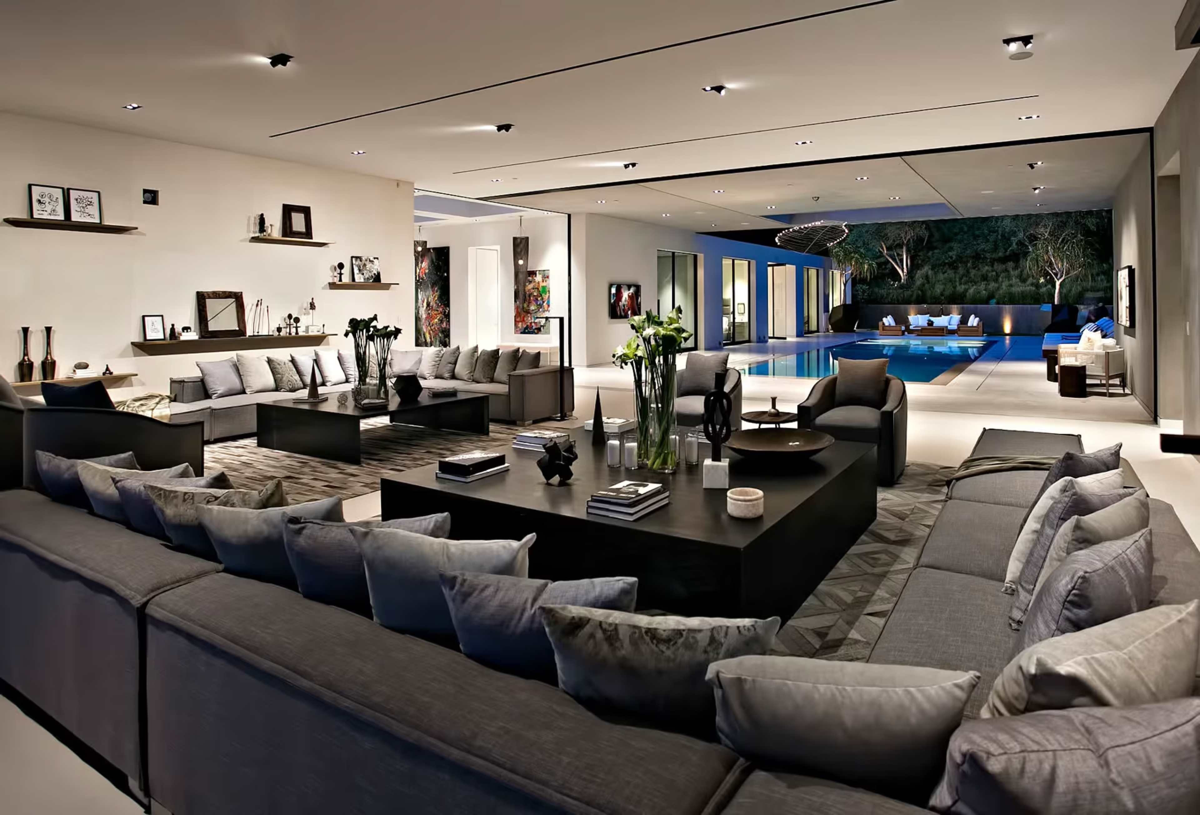 Beverly Crest Image in Trousdale Estates, Beverly Hills, CA