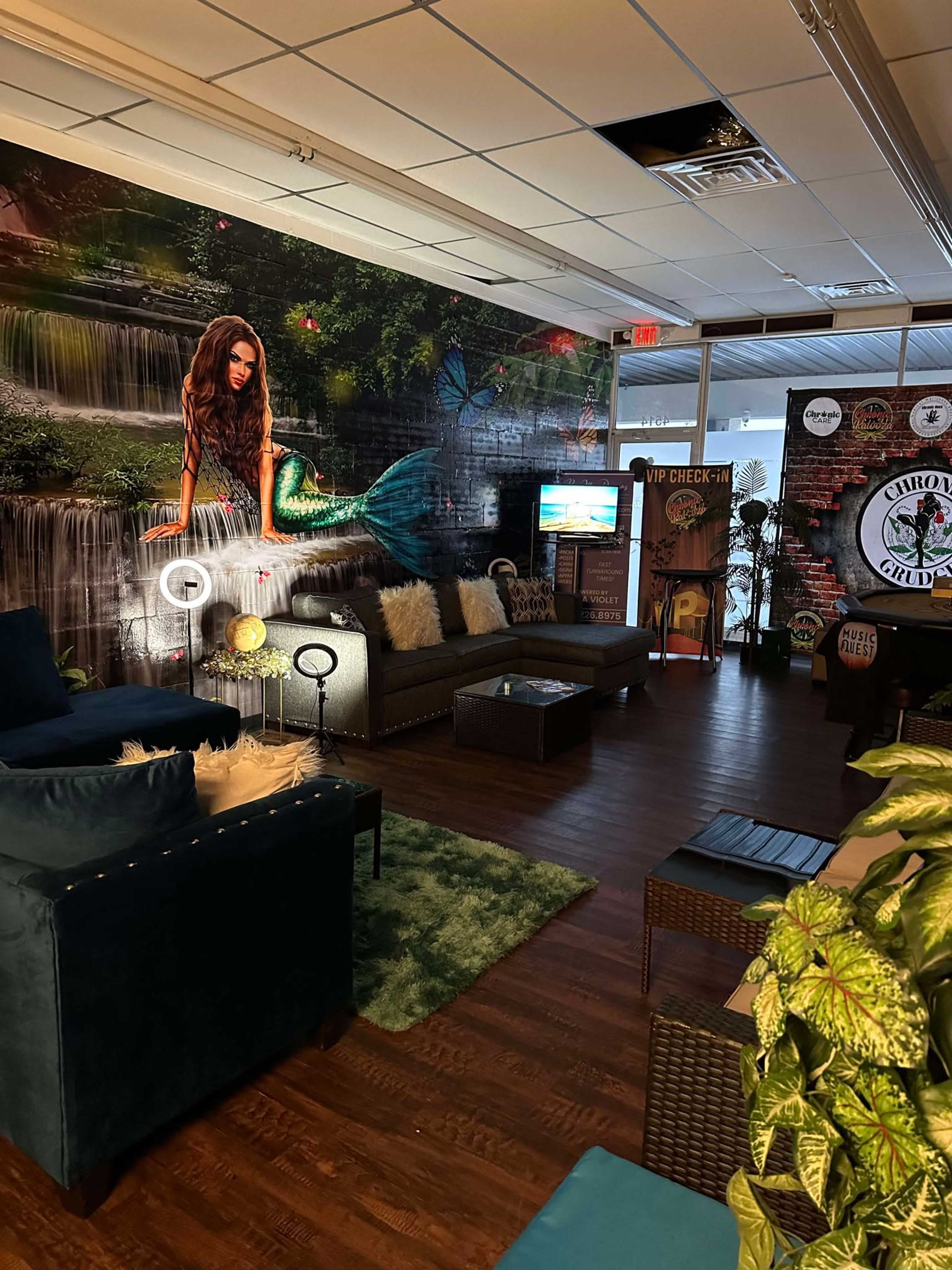 urban, chronic lounge, unique atmosphere Image in Hilldale, OKLAHOMA CITY, OK