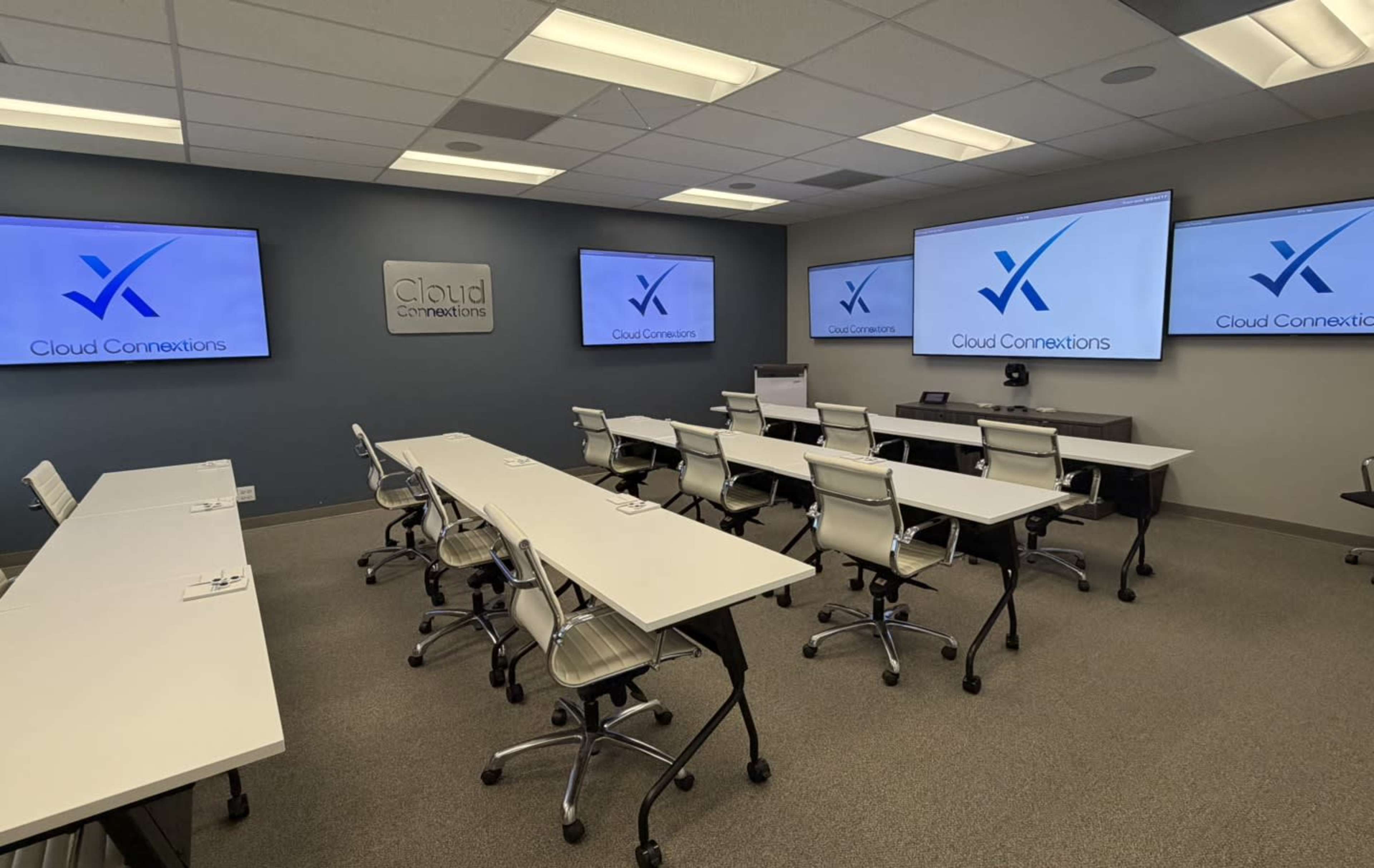 DTC - Medium to Large Connected Space - Trainings, Meetings, Webinars Image in Inverness, Englewood, CO