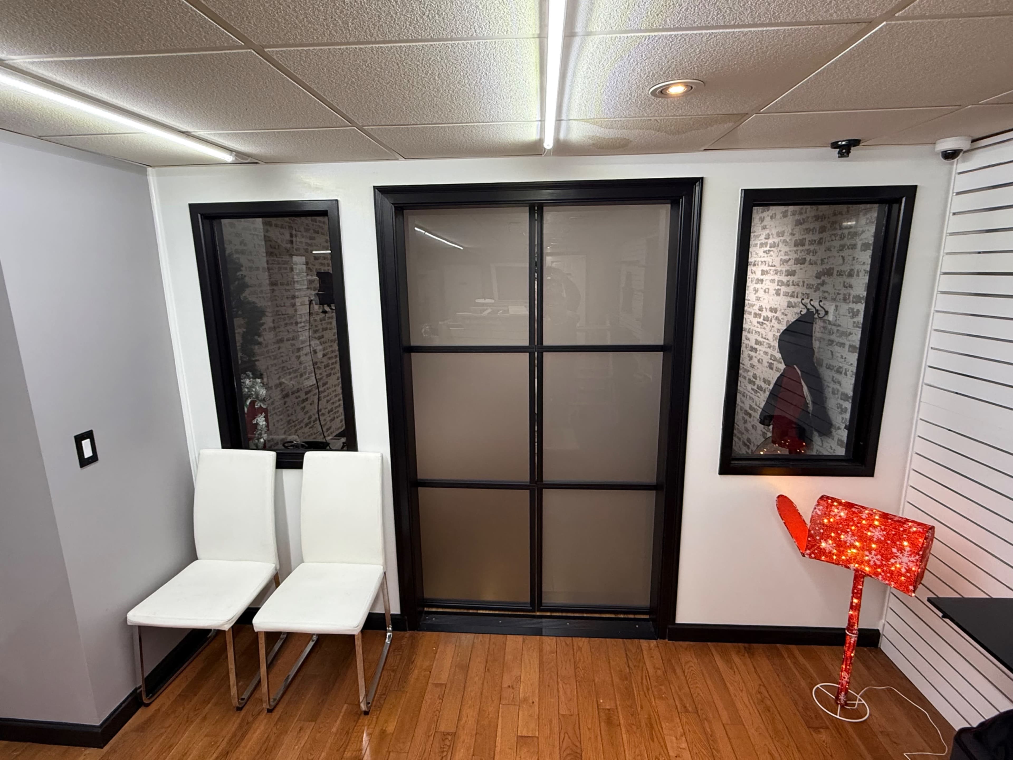 Cozy studio where visions become reality Image in Londonderry, londonderry, NH