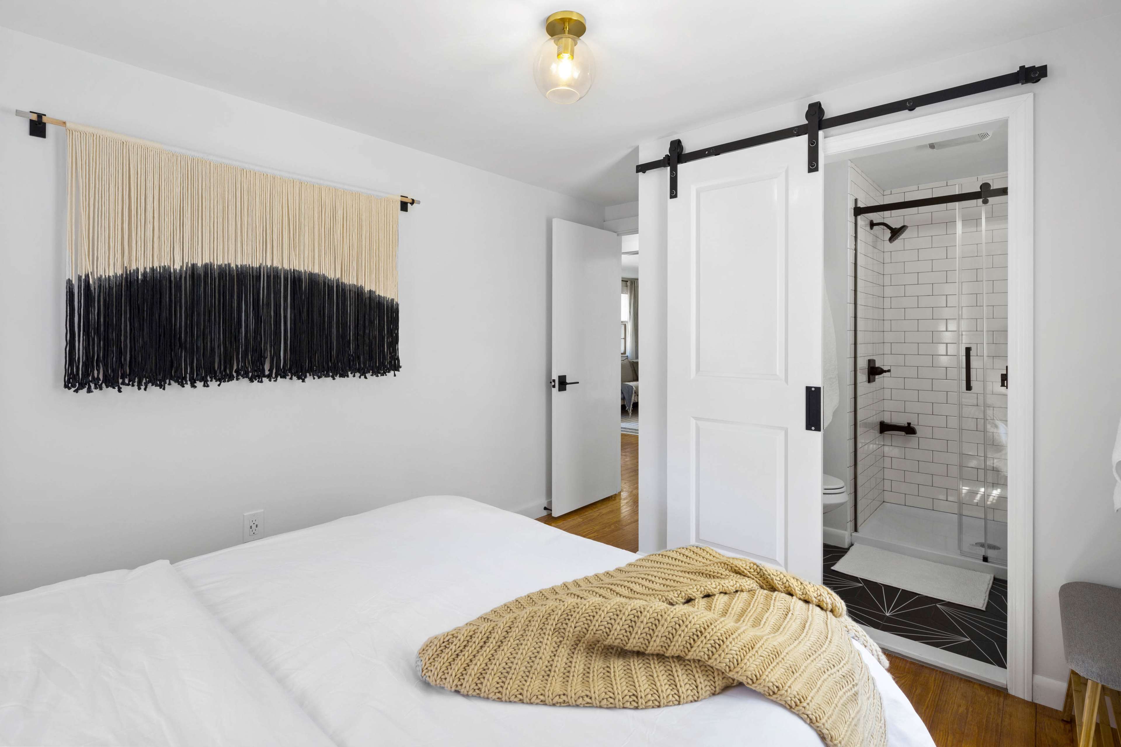 Newly Renovated Modern Cape Cod Cottage Image in South Dennis, South Dennis, MA