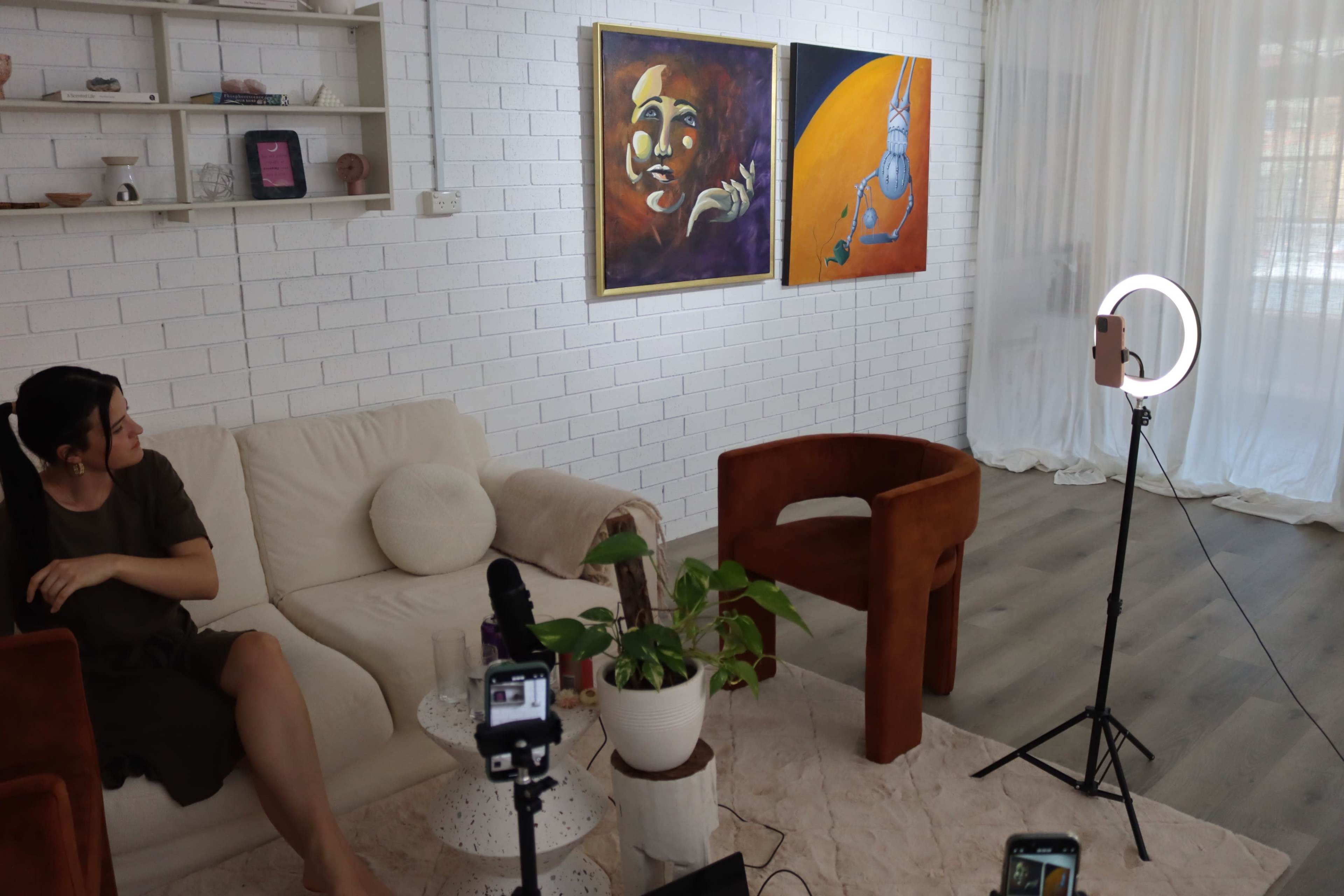 Aesthetic urban private  studio with cozy chic vibes Image in Woy Woy, Woy woy, NSW