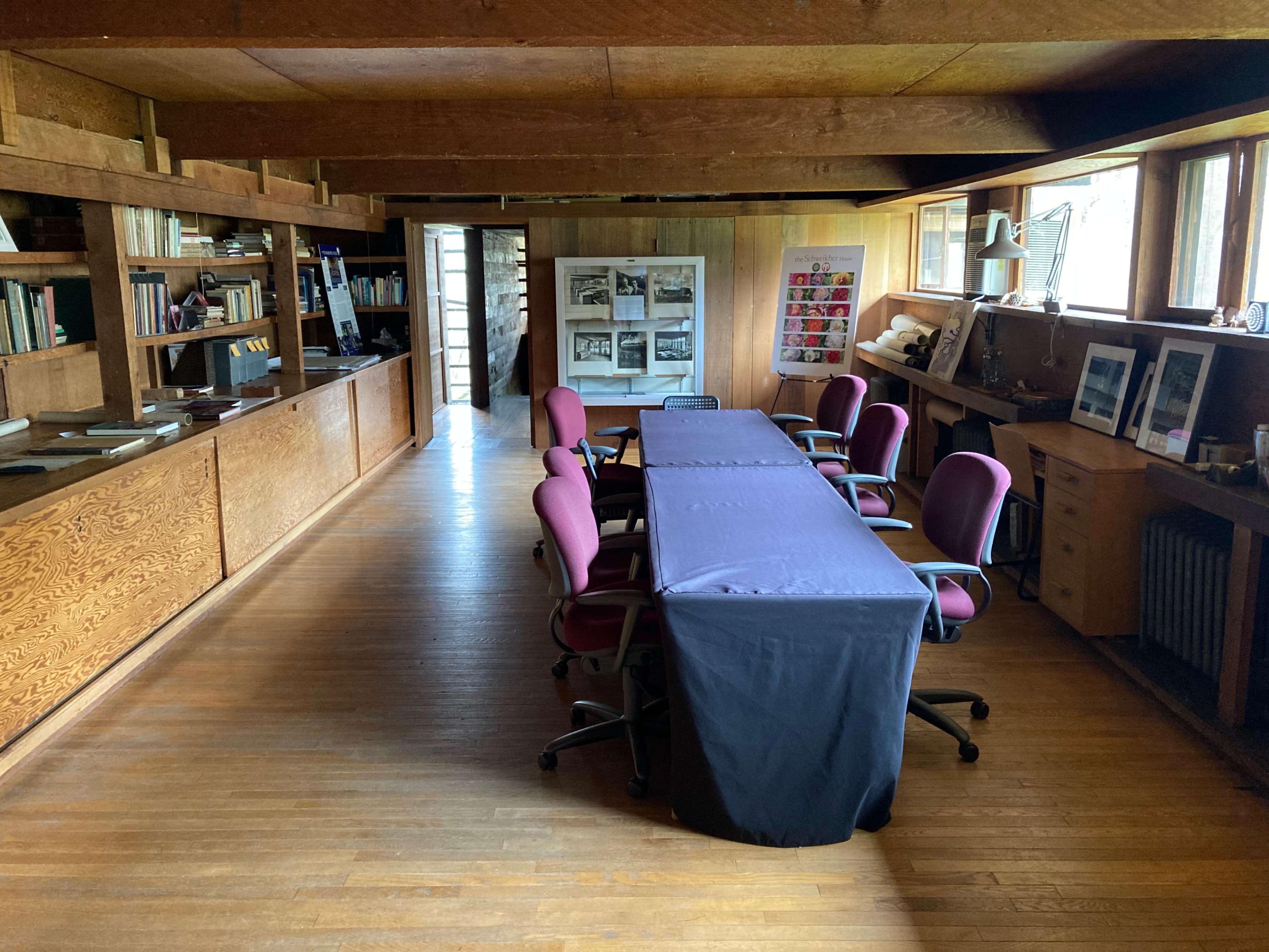 Historic Mid Century Modern House, Schaumburg, IL | Off-Site | Peerspace, image size:3840x2880