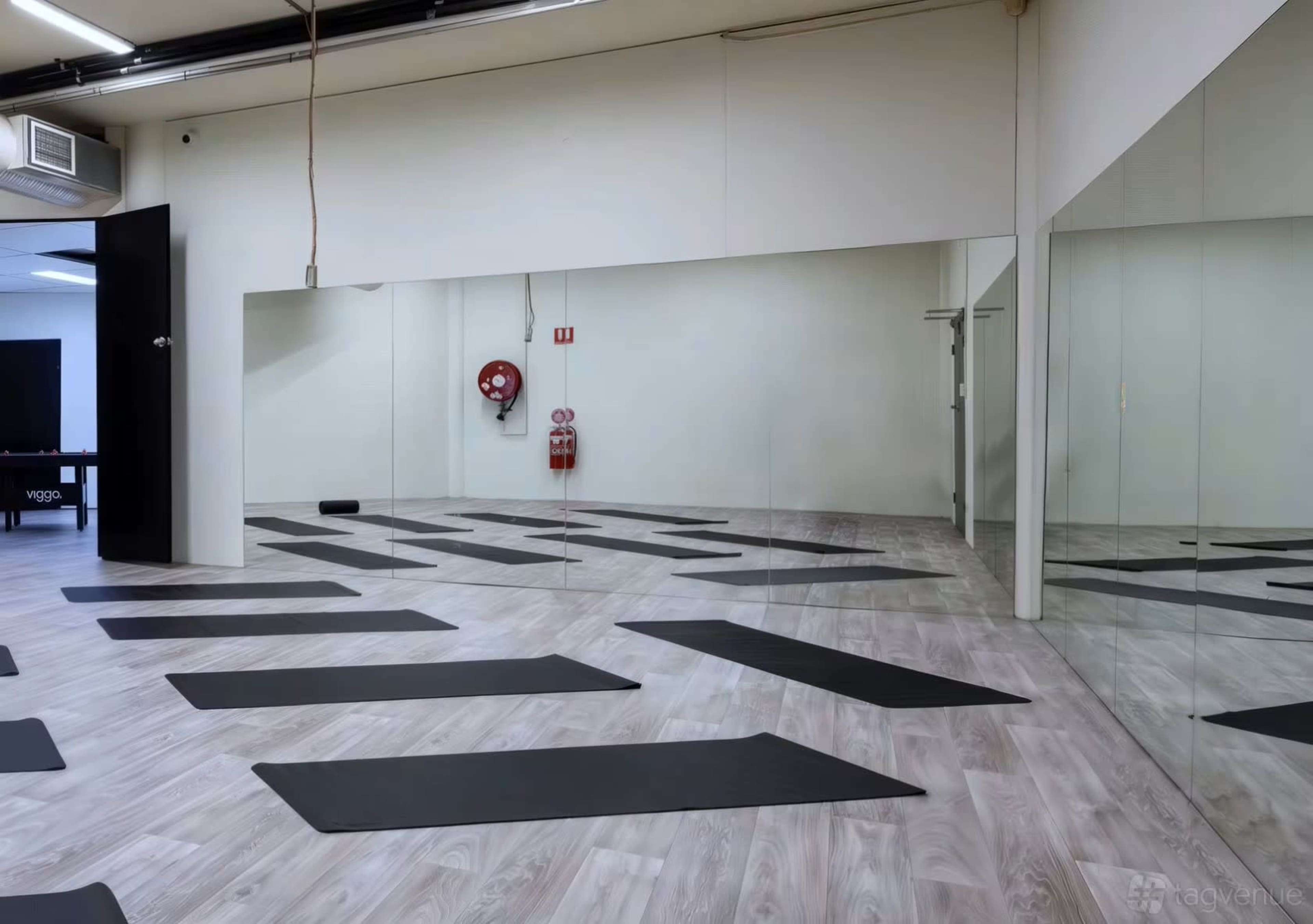 Clean, open, versatile studio , perfect for dance, yoga and classes Image in Chullora, Chullora, NSW