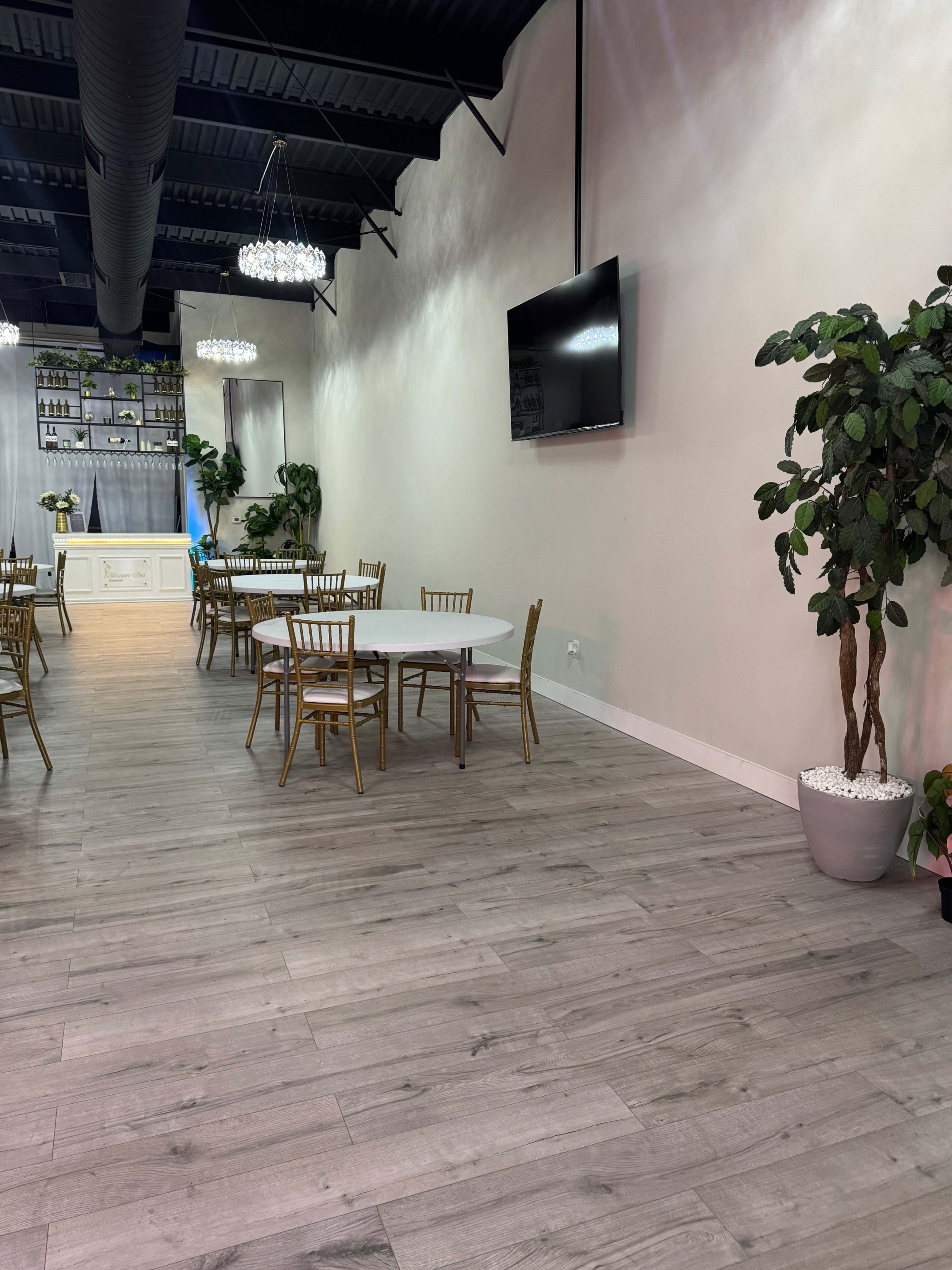 Luxury Creative Events Space in East Downtown Image in Greater East End, Houston, TX