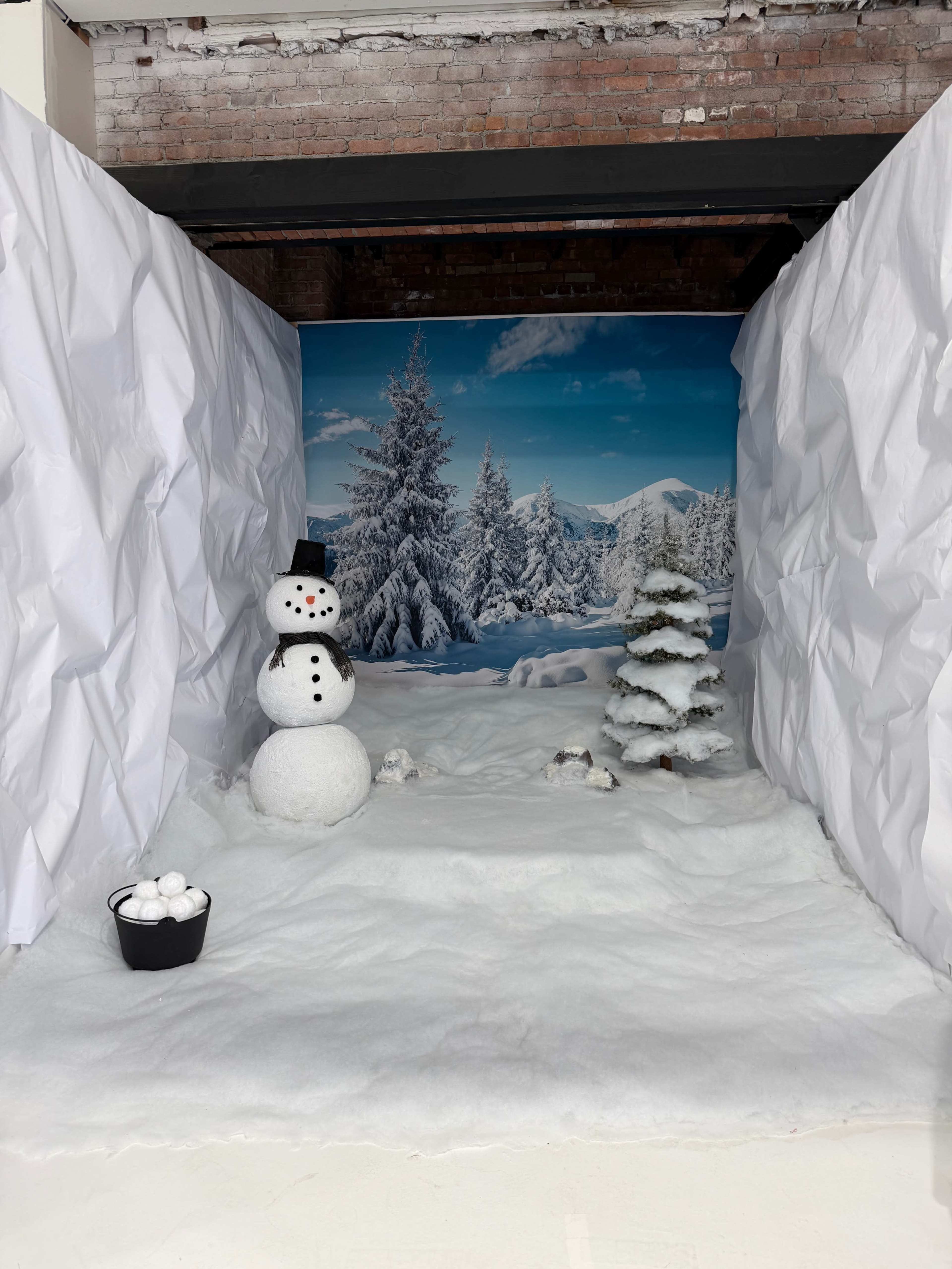 Photo Studio w/ Pre-Built Sets & Open CYC in Fairfield County Image in Norwalk, Norwalk, CT