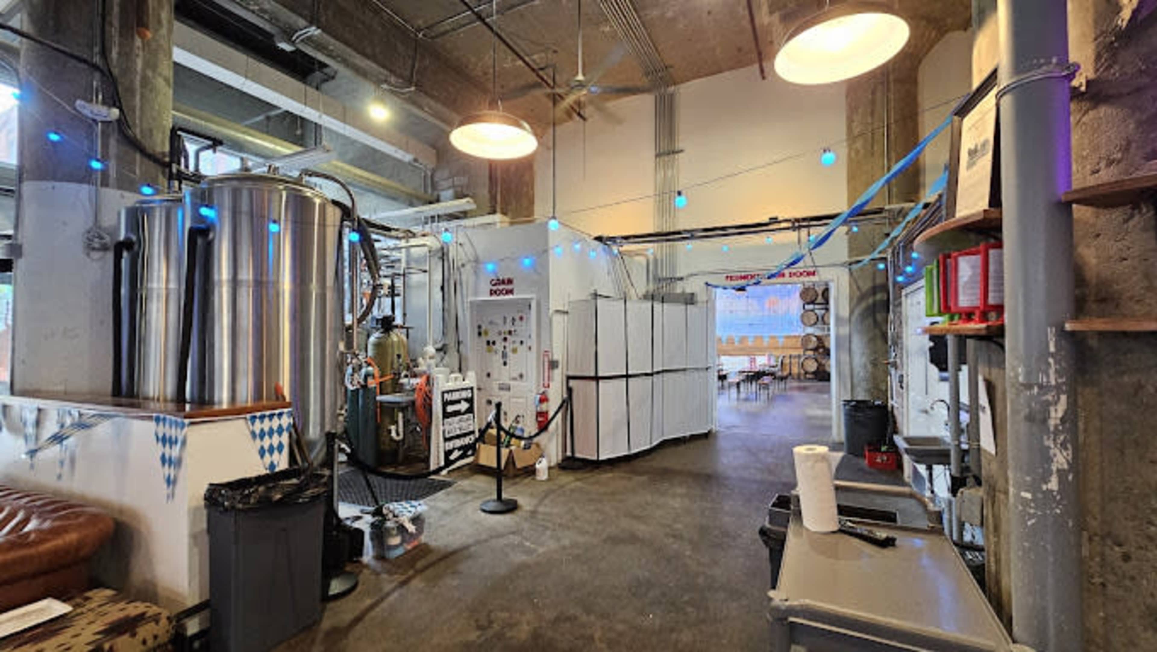 Urban Brewery in Old Factory with Private Bar Image in Parkville, HARTFORD, CT
