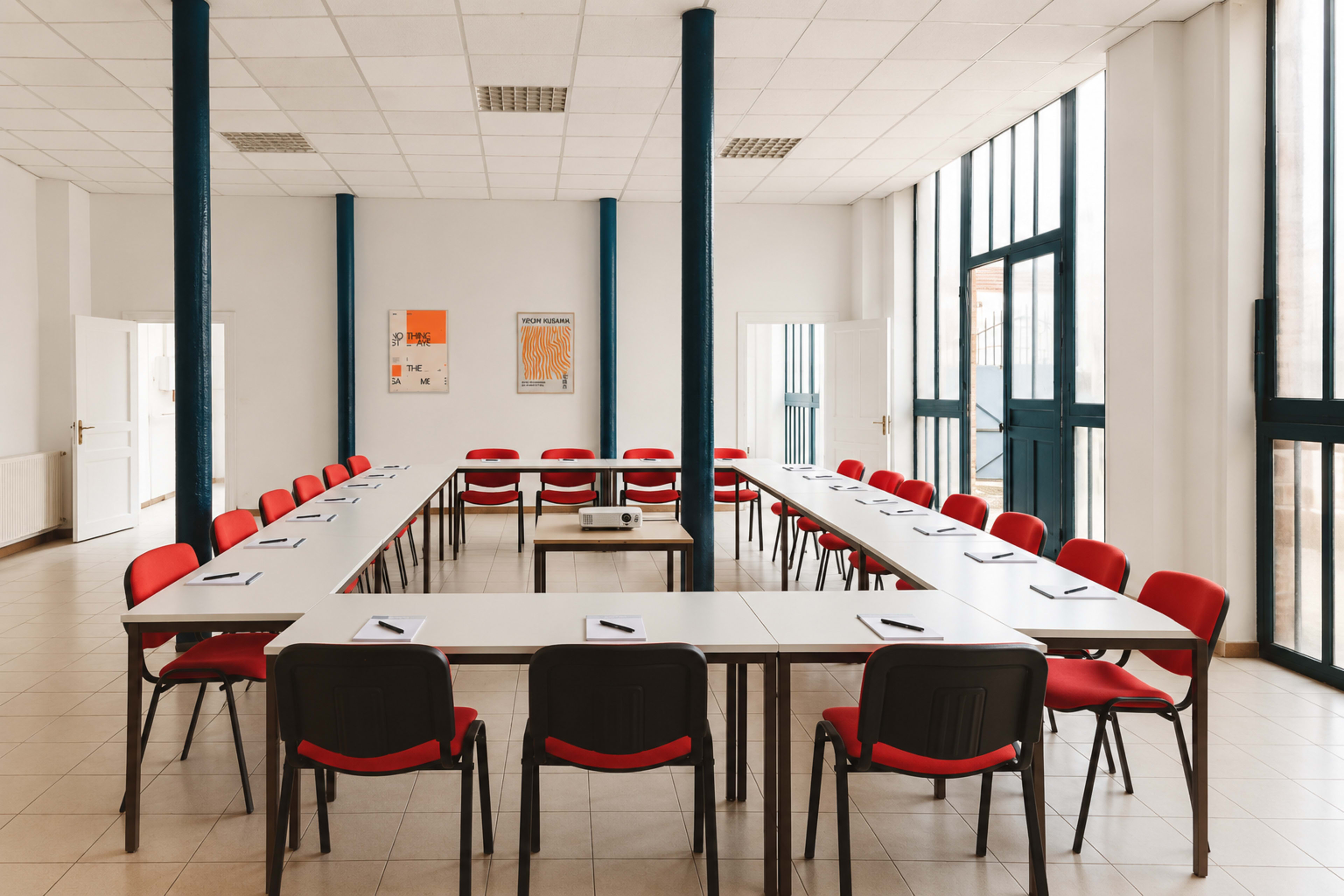 Grand studio lumineux et modulable Image in St Blaise, Paris