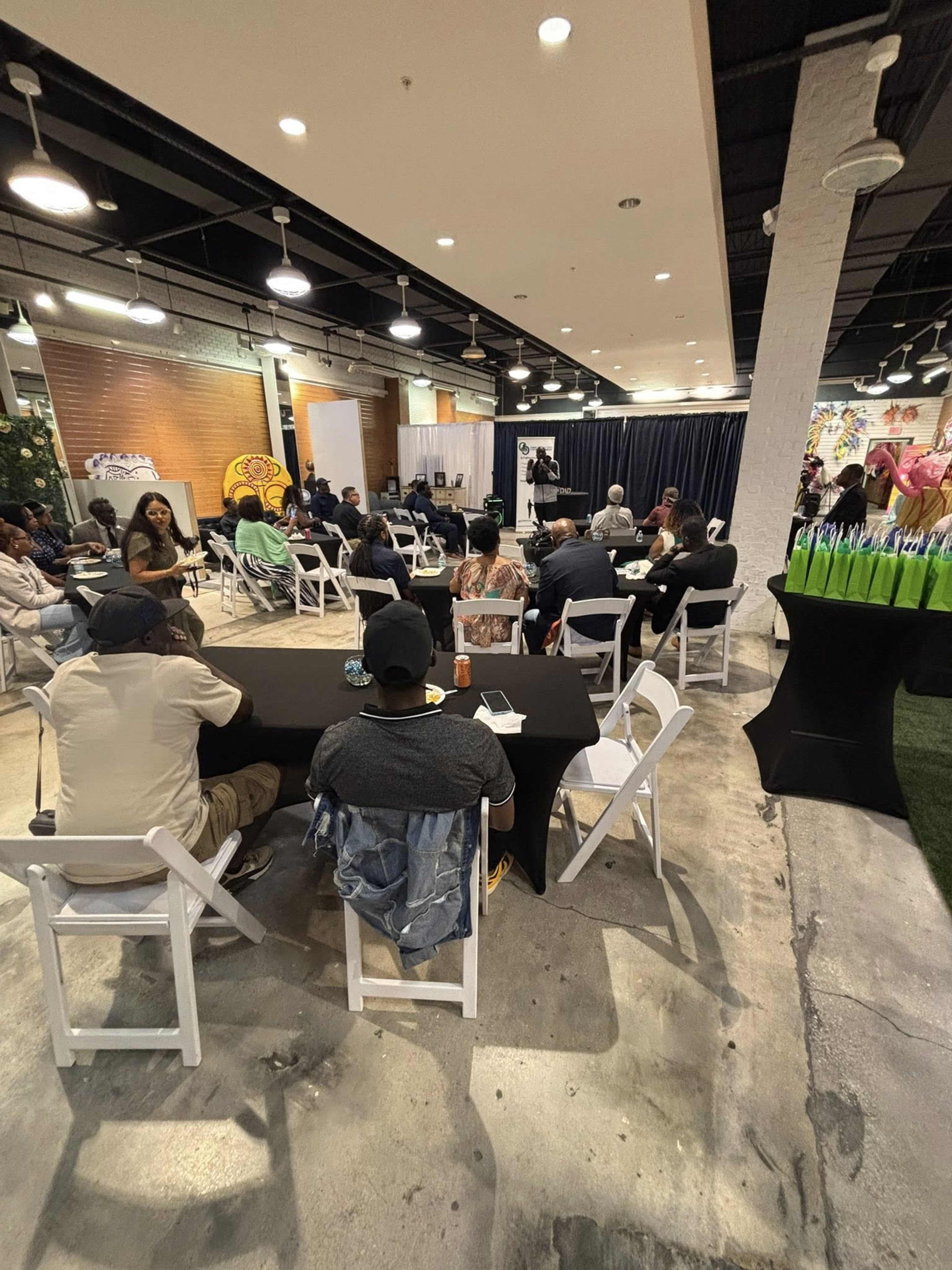 Modern Customizable Venue & Photography Studio in the Heart of Orlando Image in Colonial Town Center, Orlando, FL