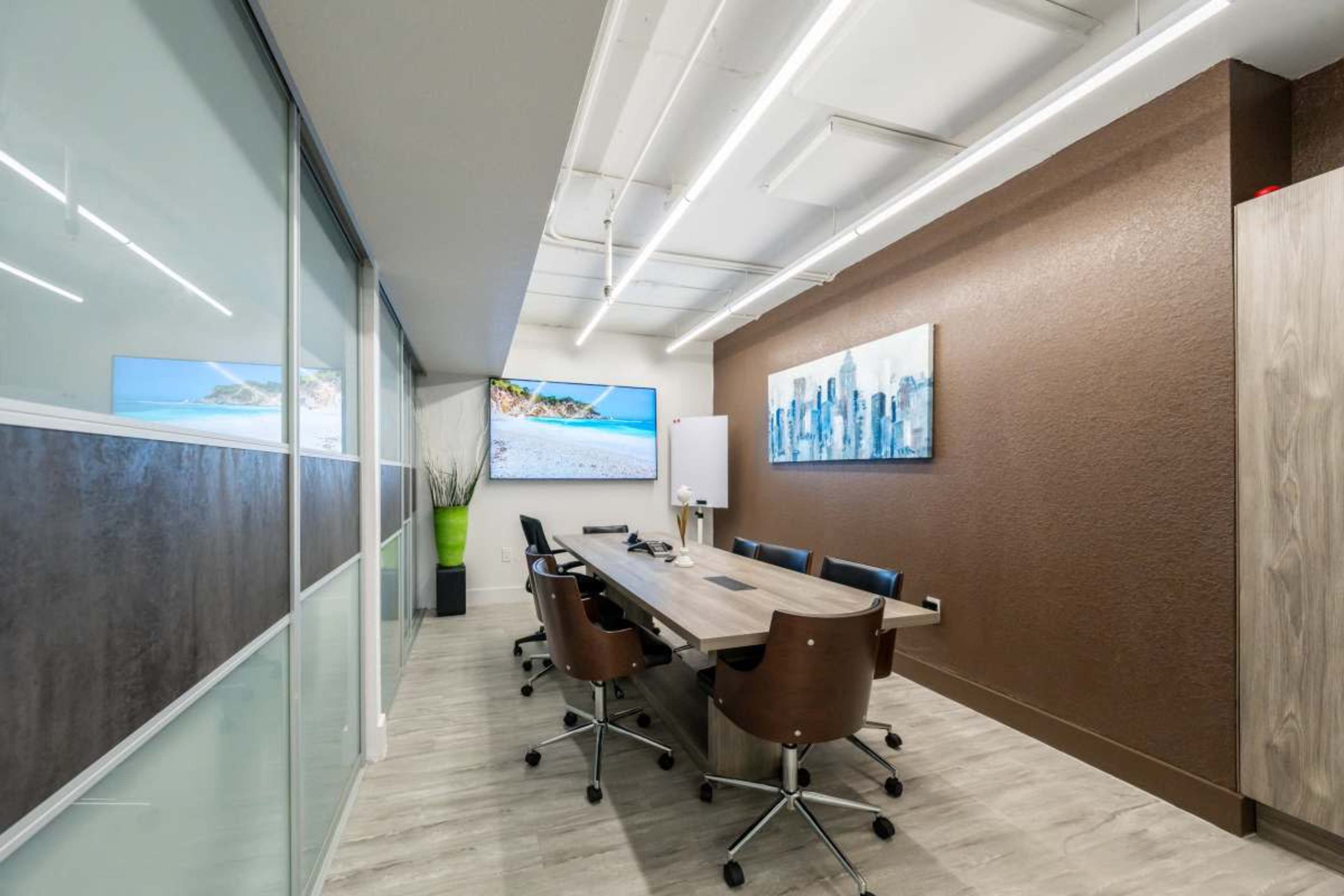 Unique Luxury Beach Front  Meeting Space - FULL VENUE Image in Hallandale Beach, Hallandale Beach, FL