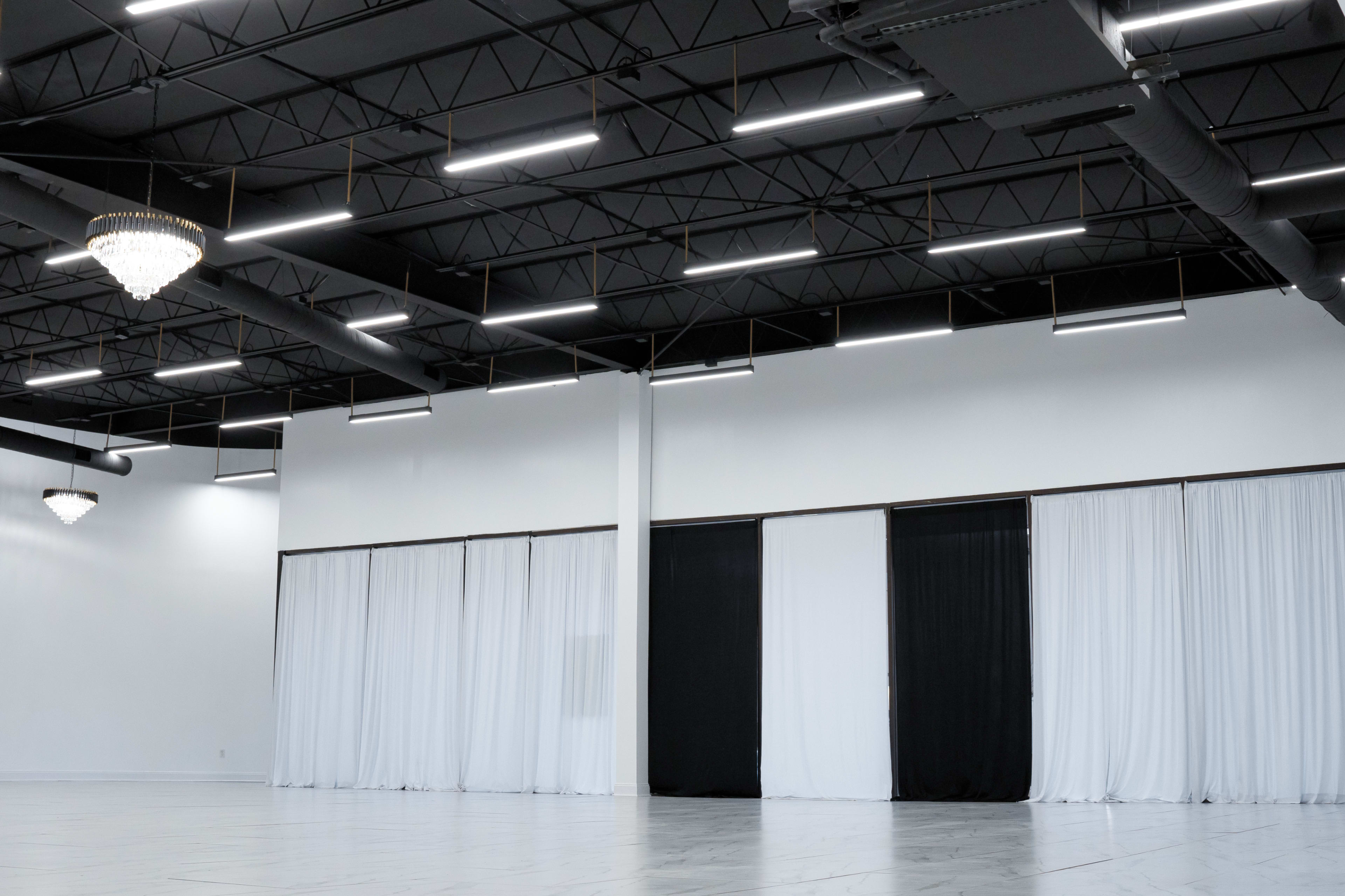 Modern Blank Canvas Event Venue in Memorial Image in Eldridge / West Oaks, Houston, TX